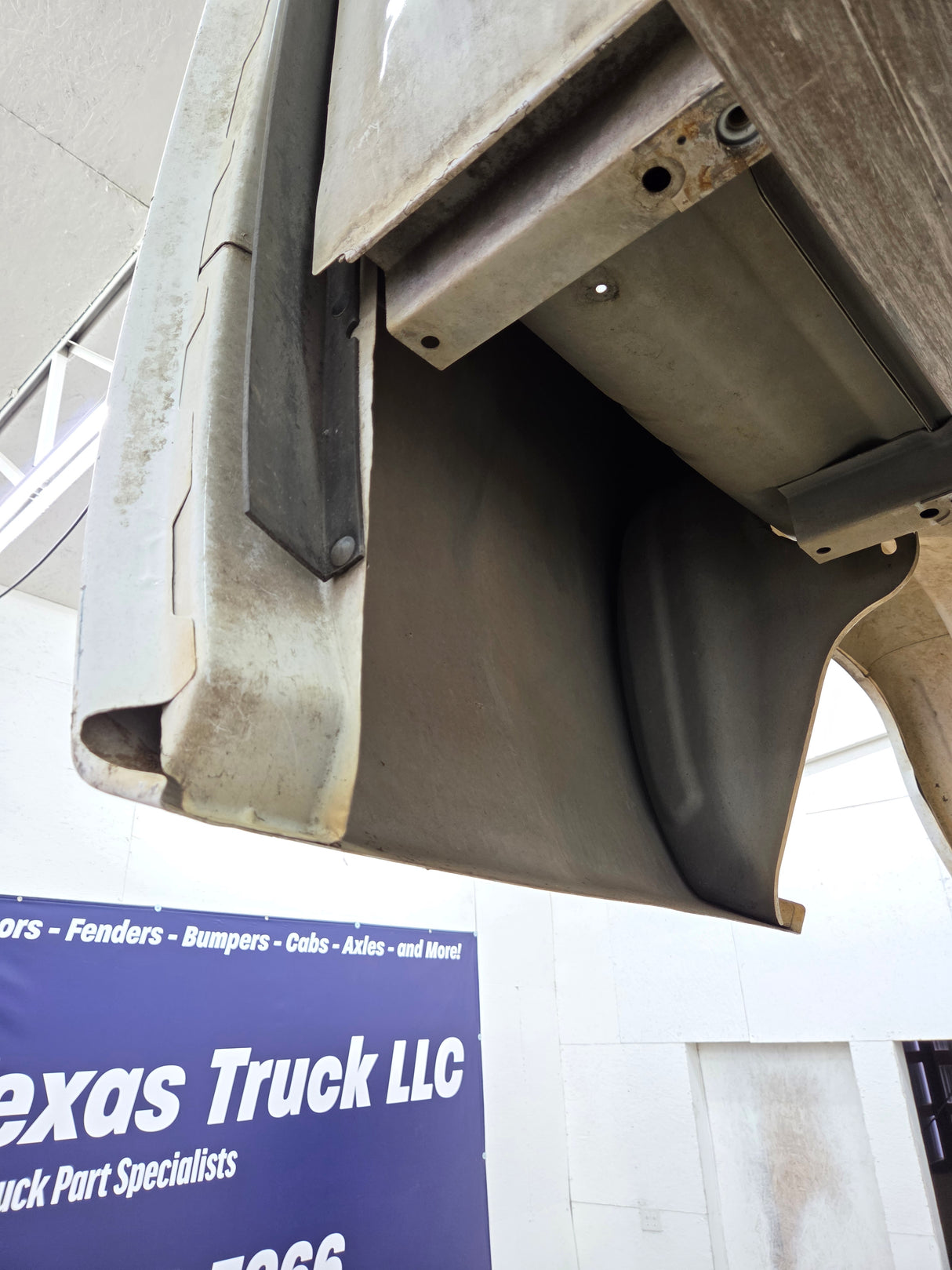 2007-2013 Chevrolet Silverado 1500 2500 3500 HD 6' 6" Short Truck
