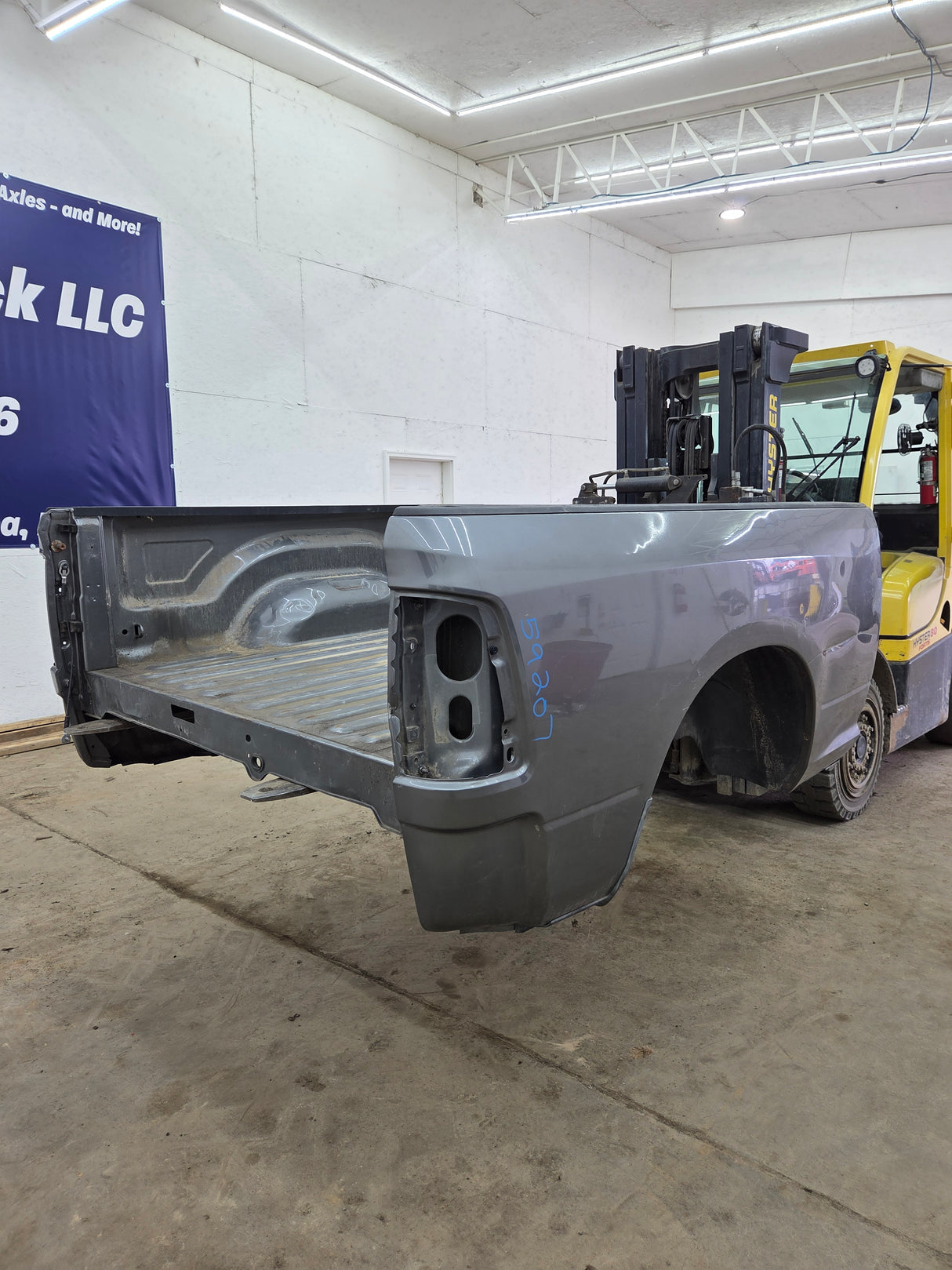 2009-2018 Dodge Ram 1500 4th gen 6' 4" Short Truck Bed
