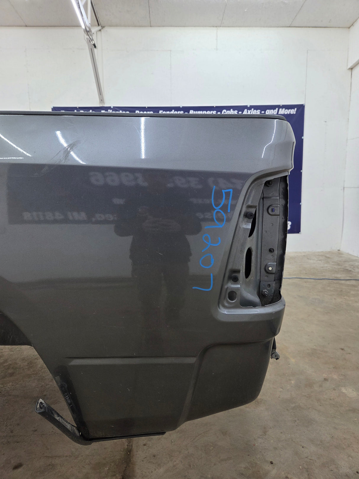 2009-2018 Dodge Ram 1500 4th gen 6' 4" Short Truck Bed