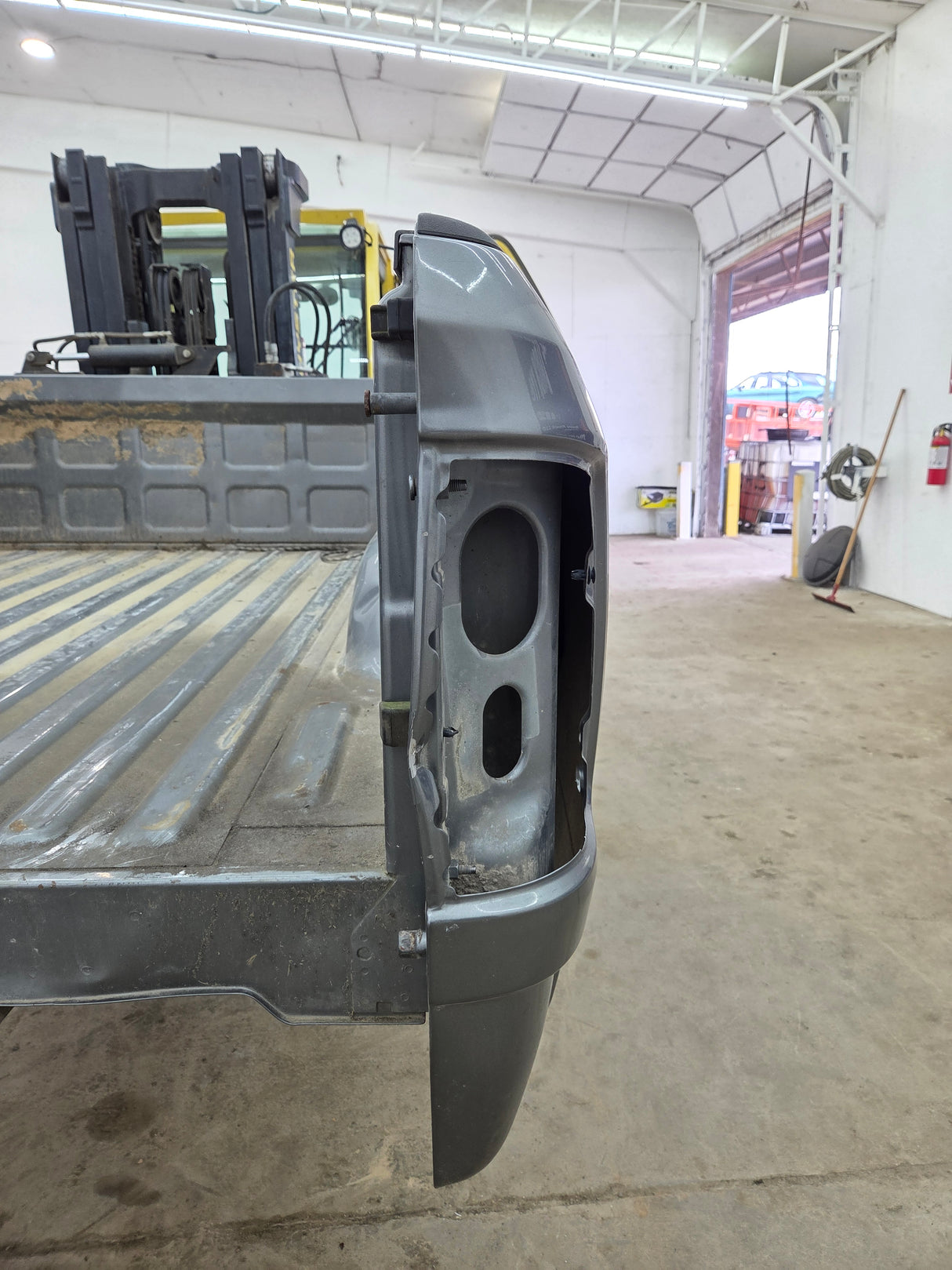 2009-2018 Dodge Ram 1500 4th gen 6' 4" Short Truck Bed