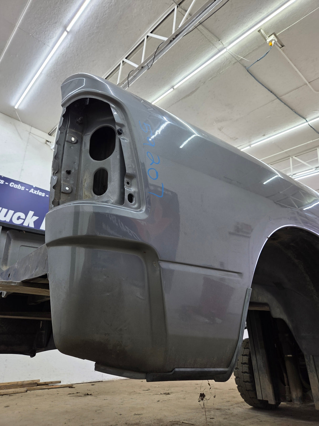 2009-2018 Dodge Ram 1500 4th gen 6' 4" Short Truck Bed