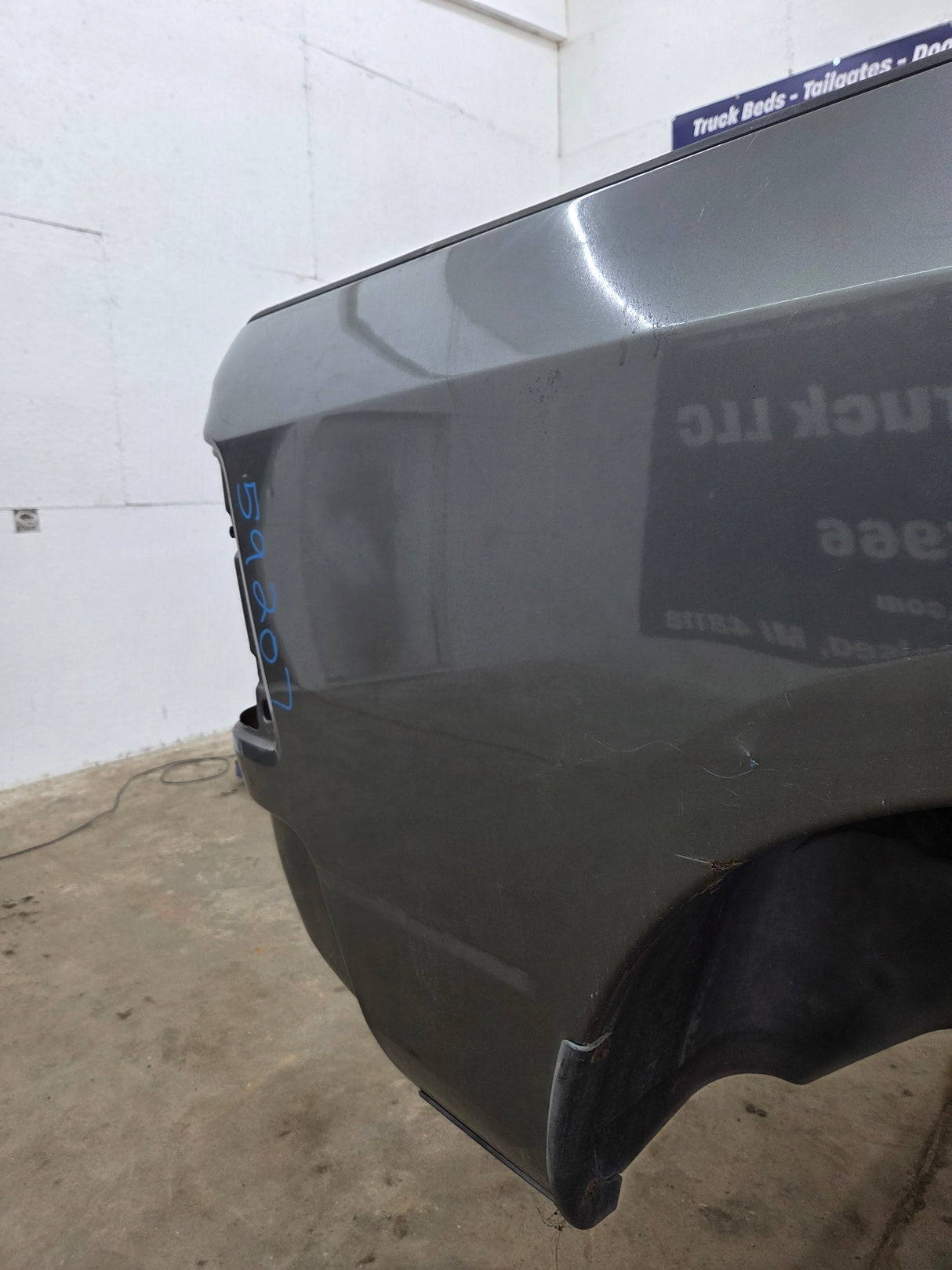 2009-2018 Dodge Ram 1500 4th gen 6' 4" Short Truck Bed