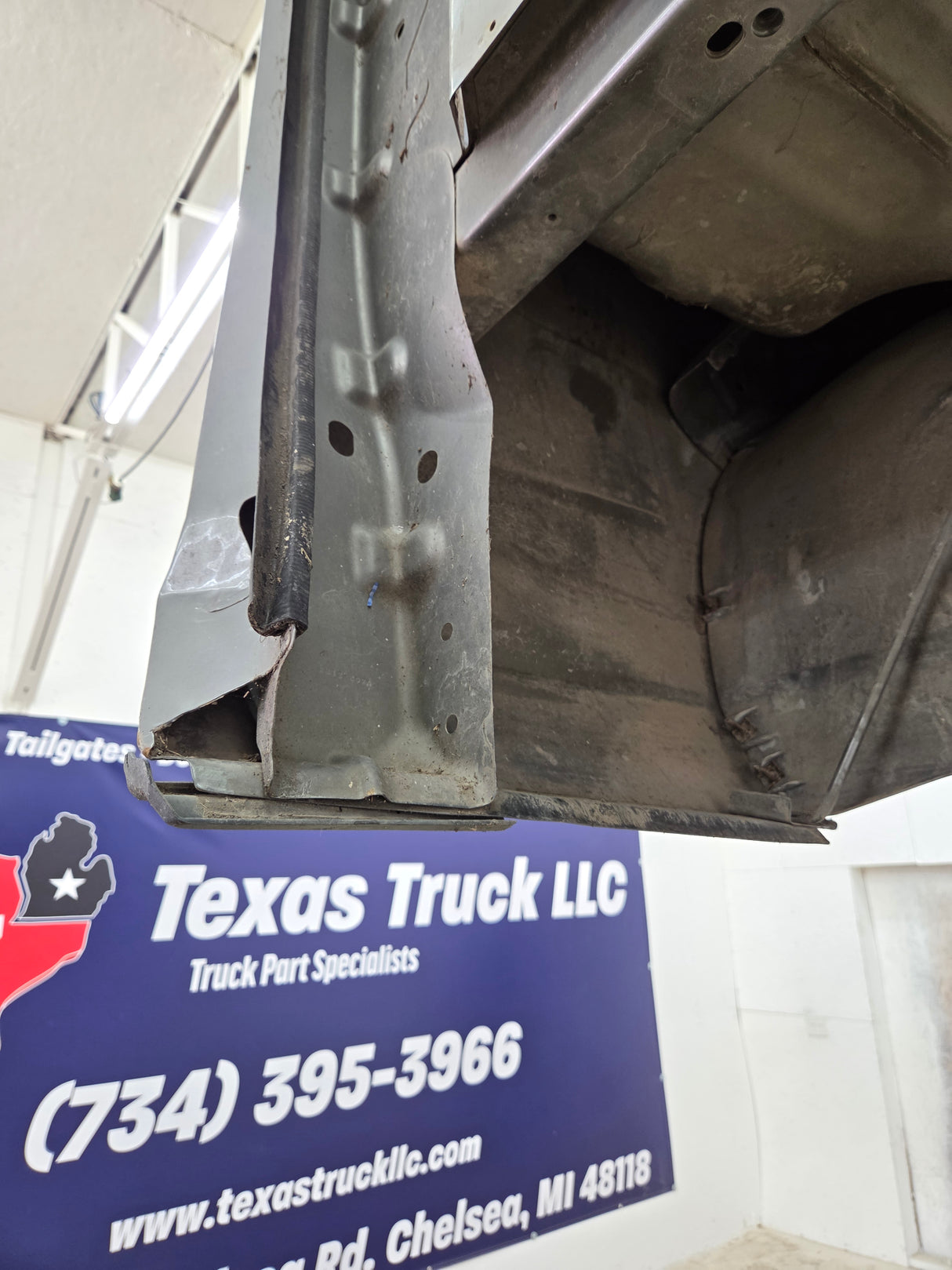 2009-2018 Dodge Ram 1500 4th gen 6' 4" Short Truck Bed