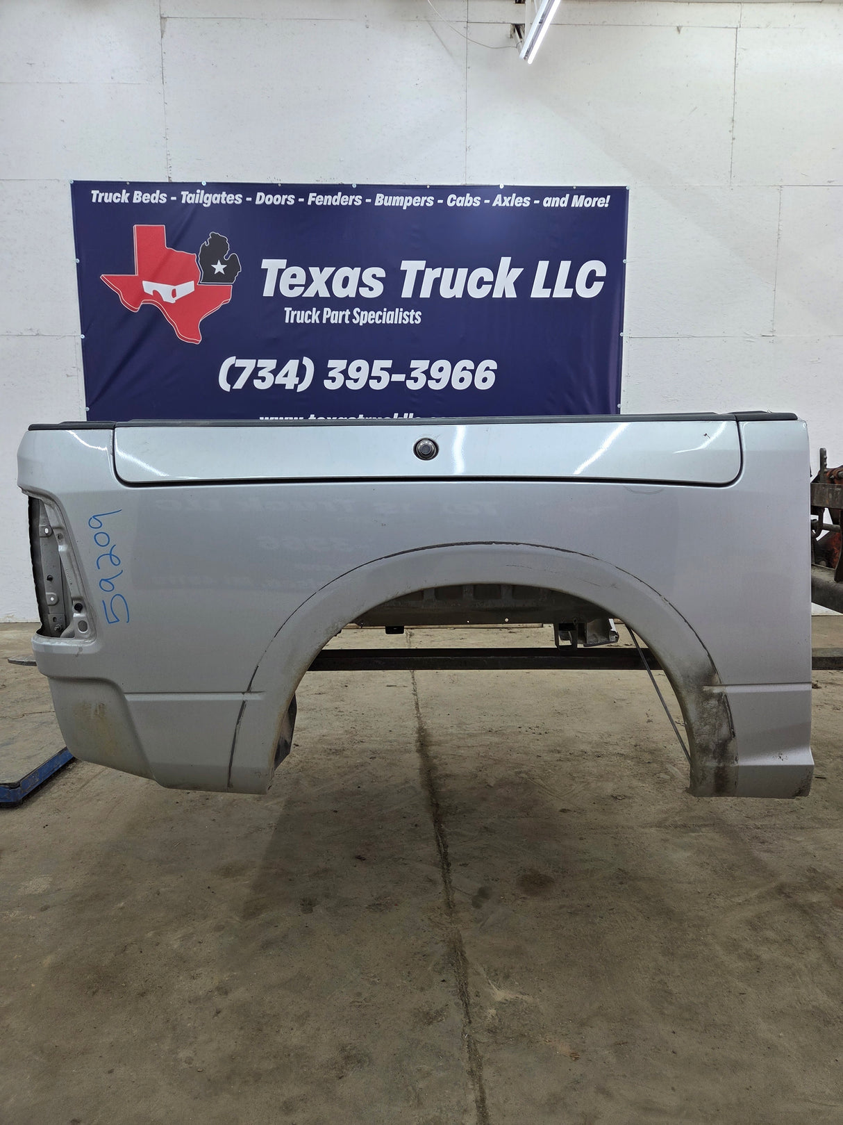 2009-2018 Dodge Ram 4th gen 1500 5' 7" Short Truck Bed "Rambox" Ram Box - Light Graystone Pearl Coat