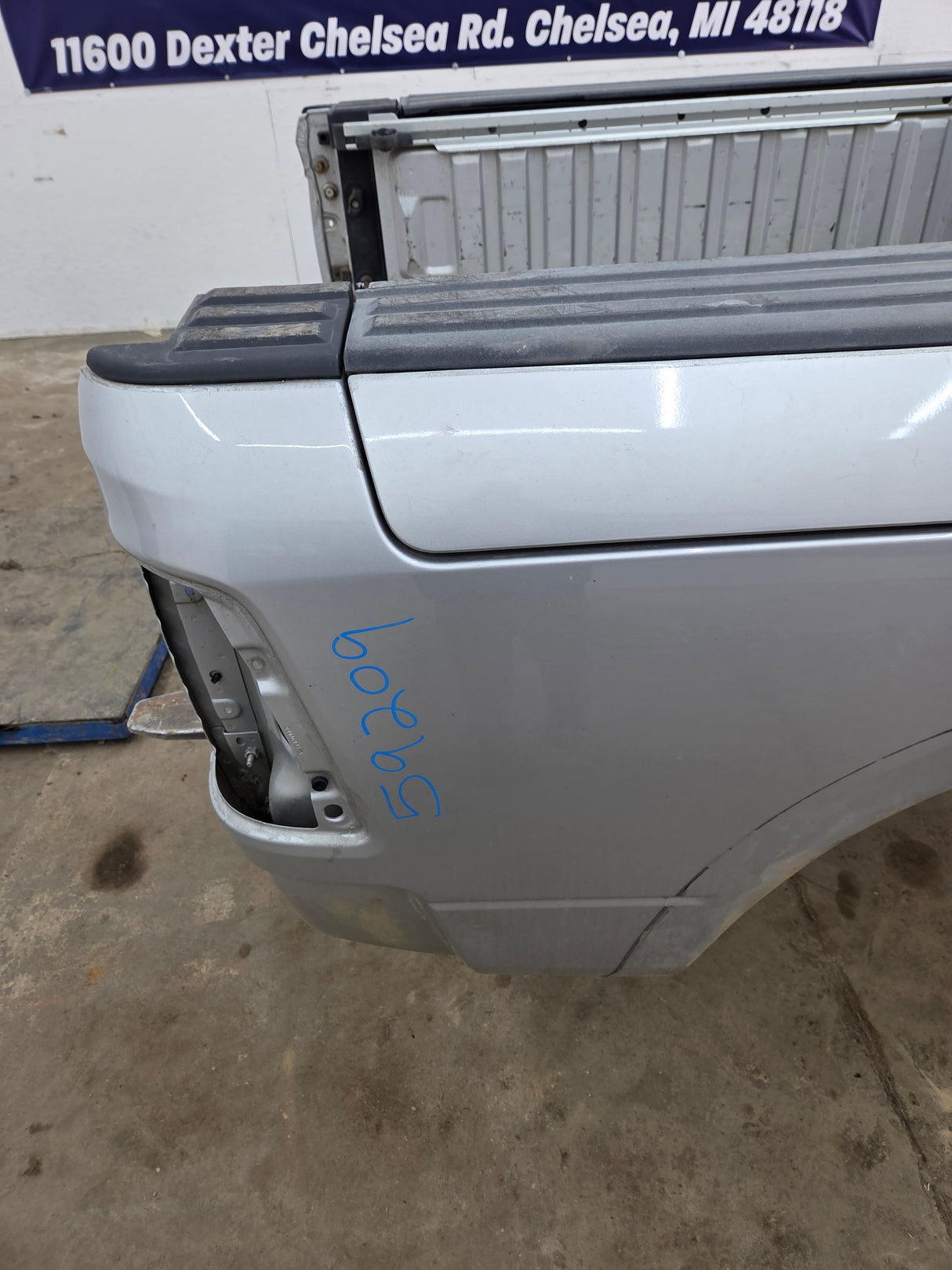 2009-2018 Dodge Ram 4th gen 1500 5' 7" Short Truck Bed "Rambox" Ram Box - Light Graystone Pearl Coat