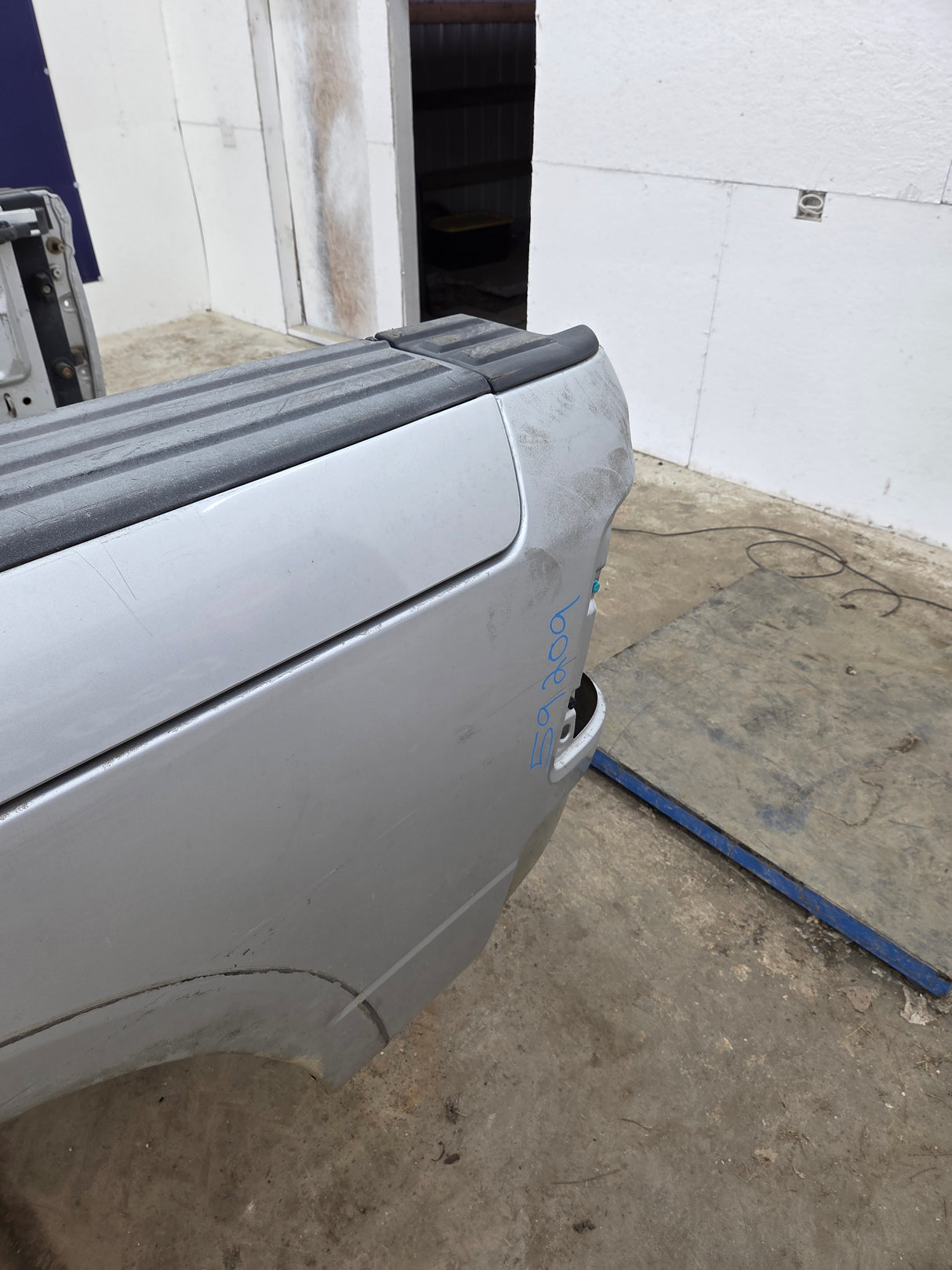 2009-2018 Dodge Ram 4th gen 1500 5' 7" Short Truck Bed "Rambox" Ram Box - Light Graystone Pearl Coat