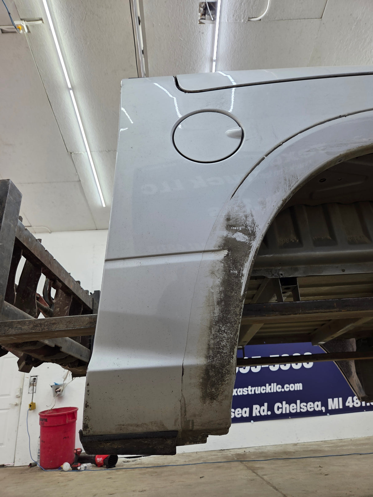 2009-2018 Dodge Ram 4th gen 1500 5' 7" Short Truck Bed "Rambox" Ram Box - Light Graystone Pearl Coat