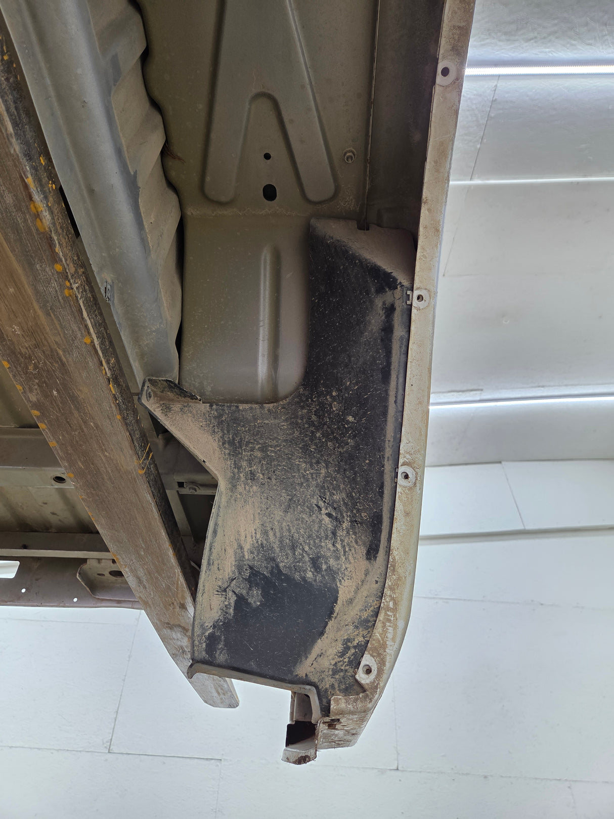 2009-2018 Dodge Ram 4th gen 1500 5' 7" Short Truck Bed "Rambox" Ram Box - Light Graystone Pearl Coat