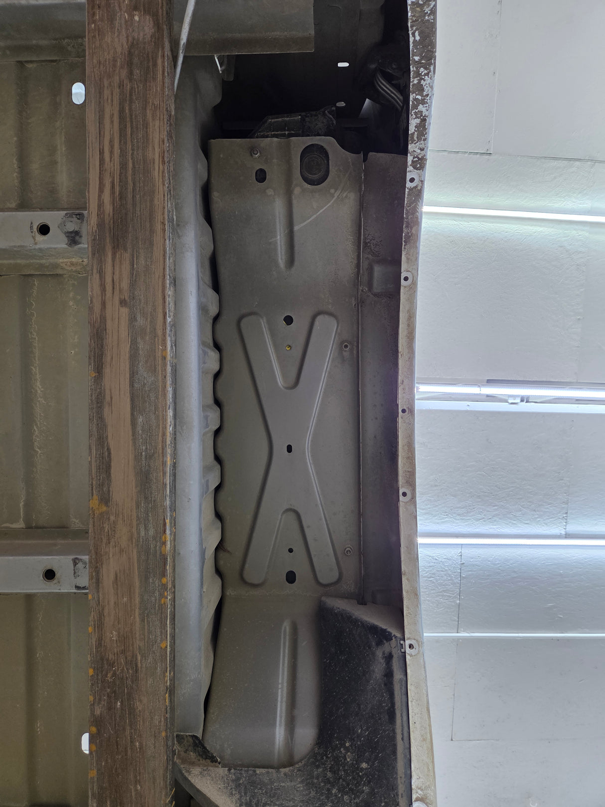 2009-2018 Dodge Ram 4th gen 1500 5' 7" Short Truck Bed "Rambox" Ram Box - Light Graystone Pearl Coat