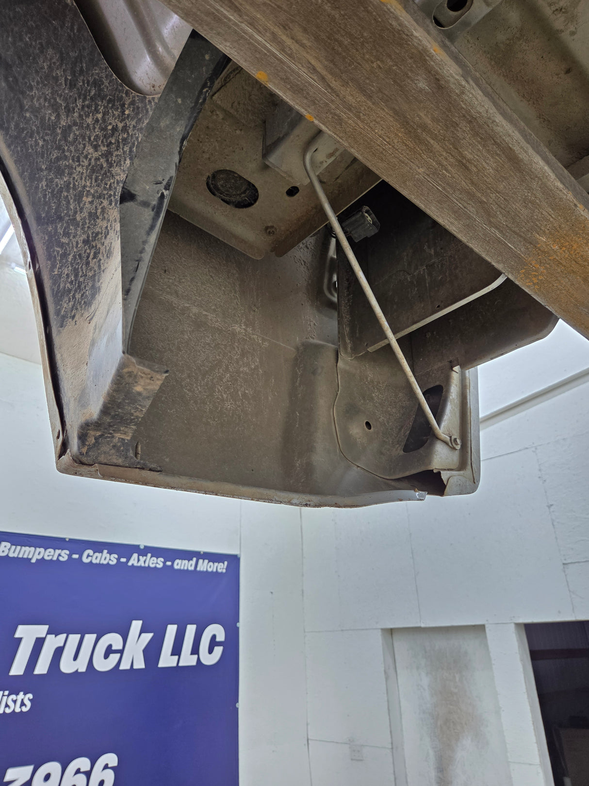 2009-2018 Dodge Ram 4th gen 1500 5' 7" Short Truck Bed "Rambox" Ram Box - Light Graystone Pearl Coat