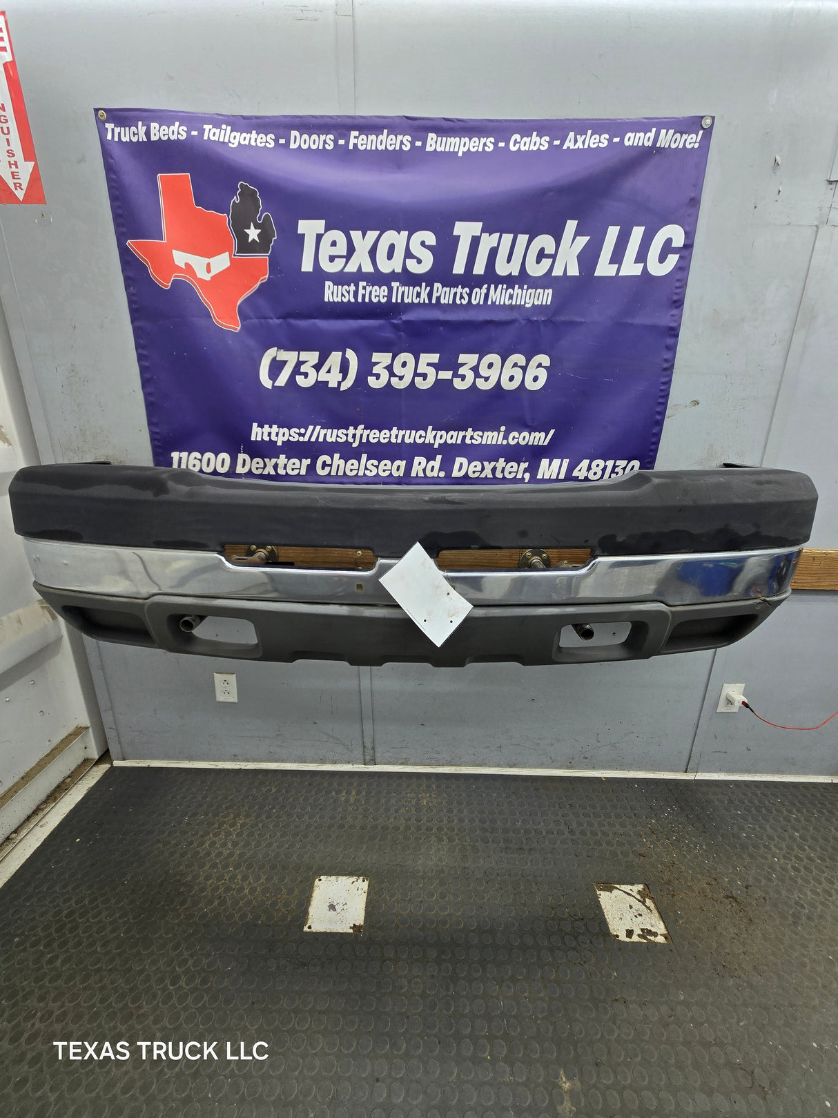 2003-2007 Chevrolet Silverado 2500HD 3500HD 'Cateye' Front Bumper