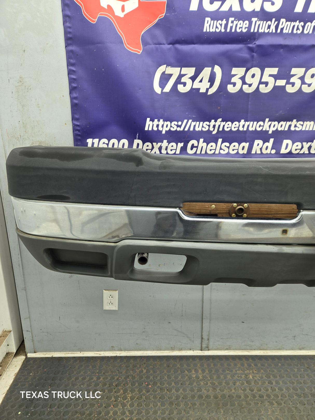2003-2007 Chevrolet Silverado 2500HD 3500HD 'Cateye' Front Bumper