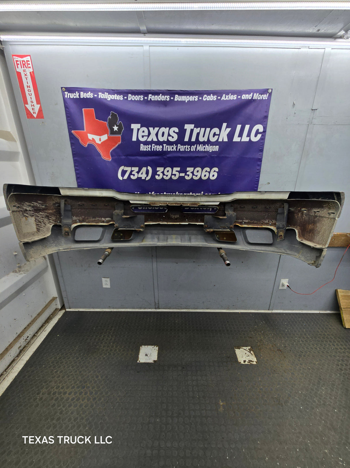 2003-2007 Chevrolet Silverado 2500HD 3500HD 'Cateye' Front Bumper