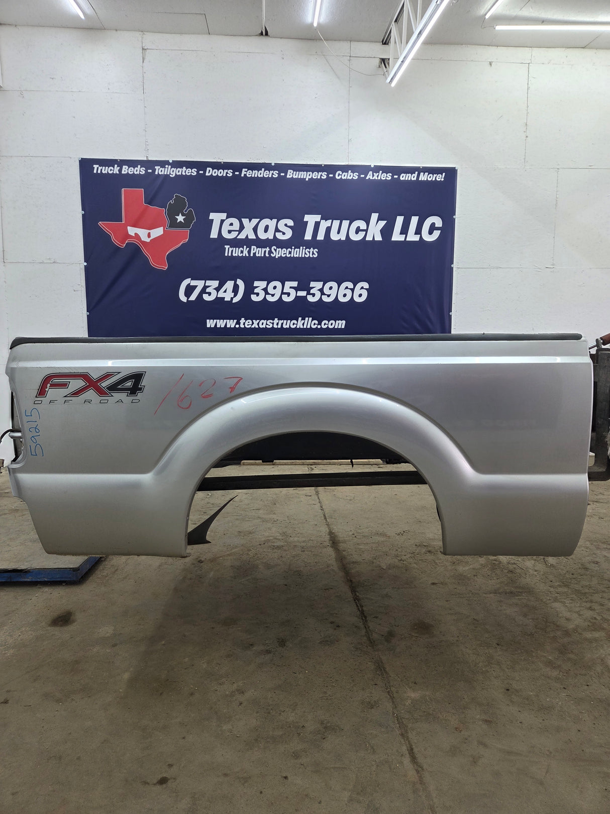 2011-2016 Ford F250 F350 Super Duty 6' 9" Short Truck Bed