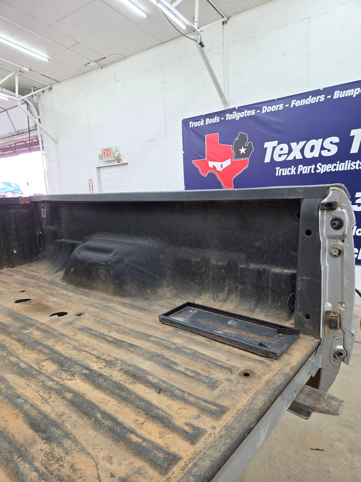 2011-2016 Ford F250 F350 Super Duty 6' 9" Short Truck Bed