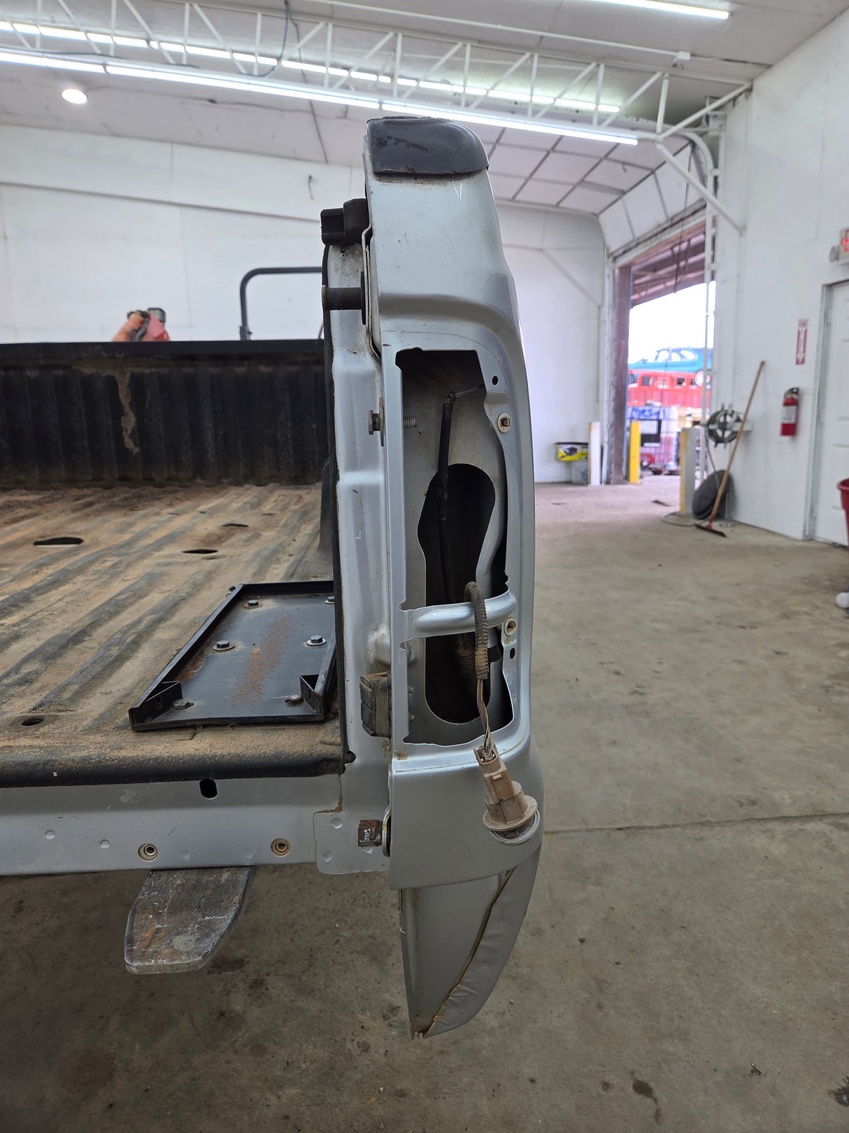 2011-2016 Ford F250 F350 Super Duty 6' 9" Short Truck Bed