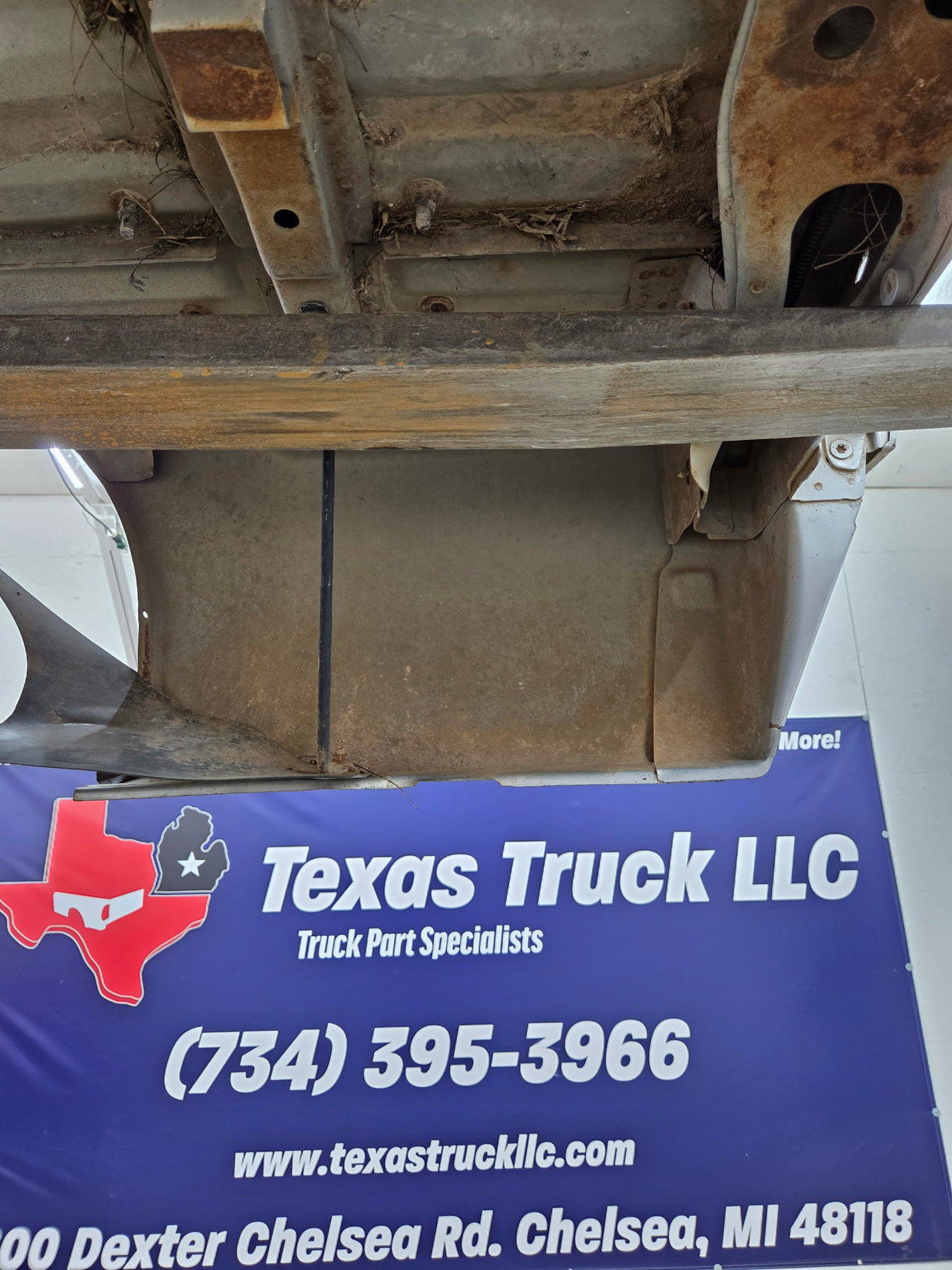 2011-2016 Ford F250 F350 Super Duty 6' 9" Short Truck Bed