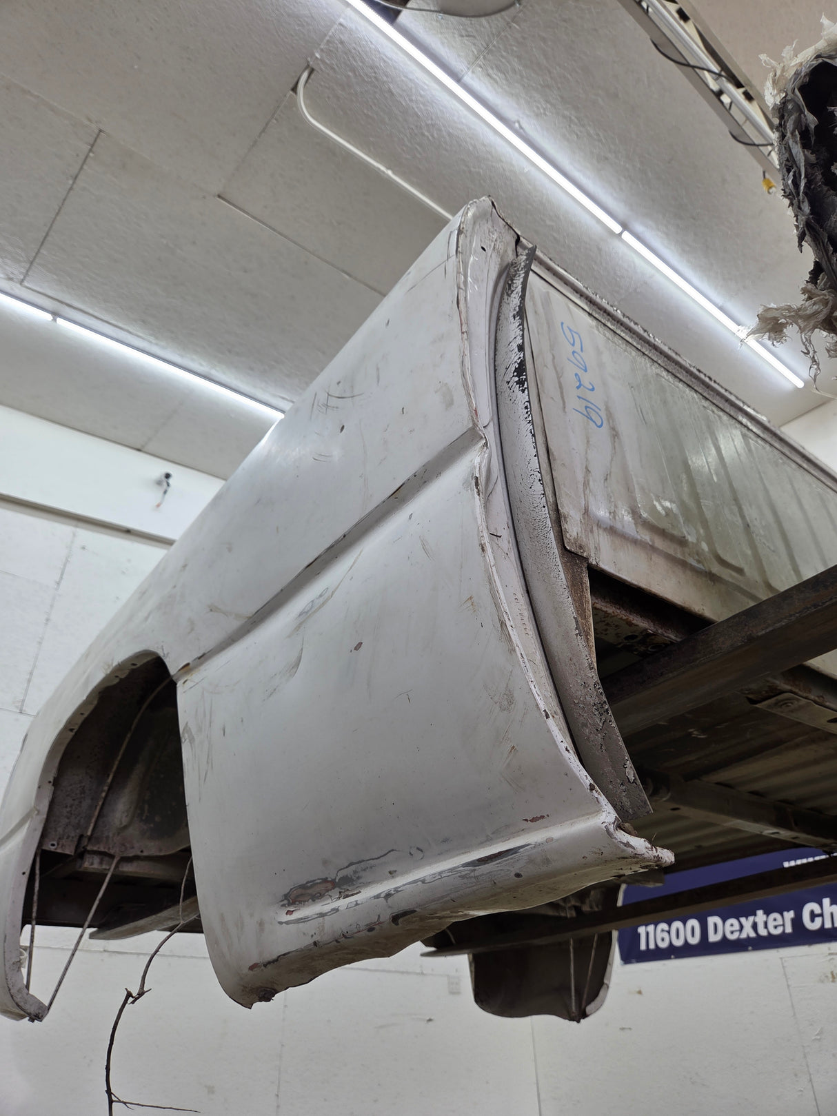 1999-2007 Chevrolet Silverado / GMC Sierra 1500 2500HD 3500HD 6' 6" Short Truck Bed