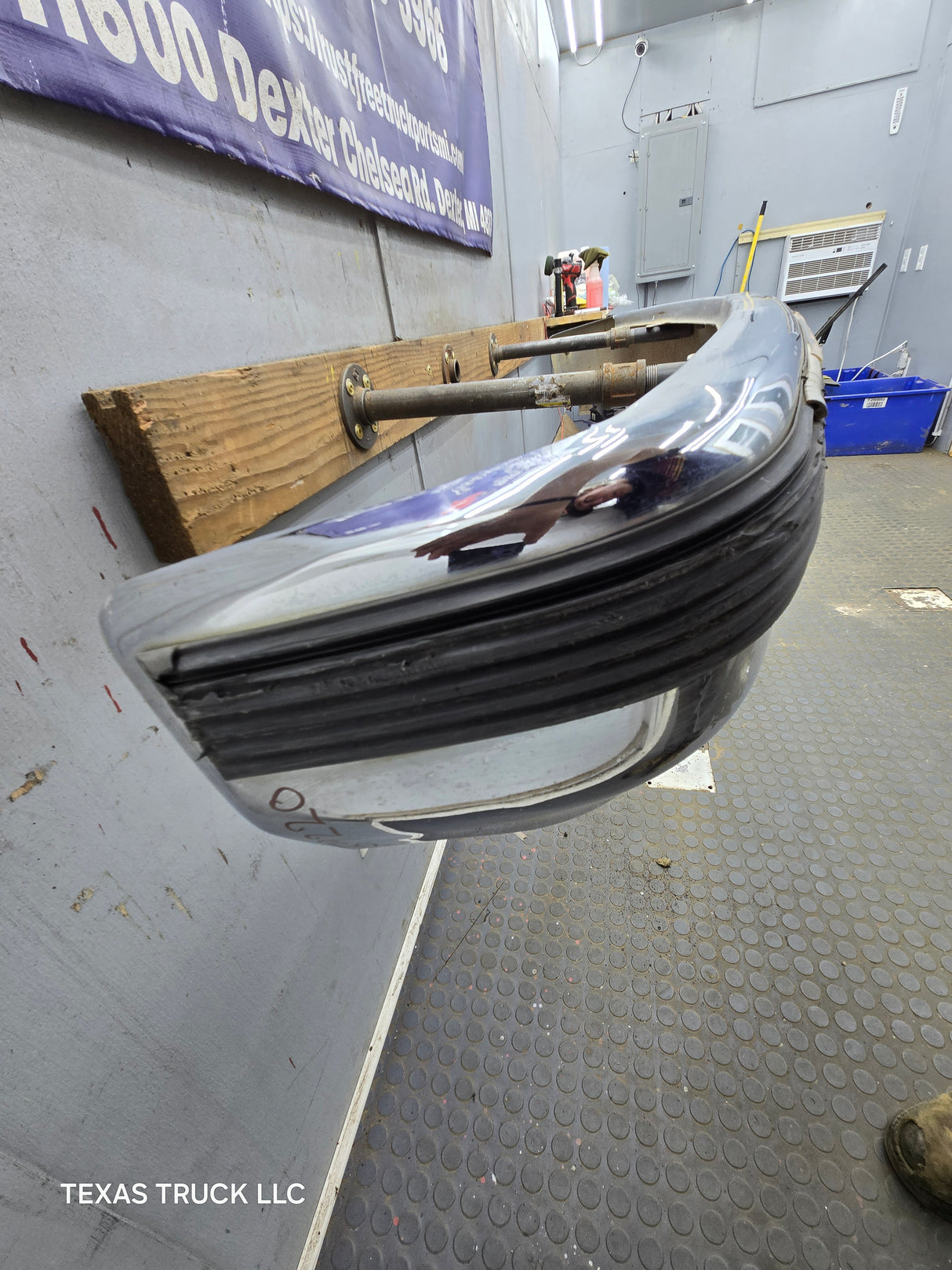 1988-1998 Chevrolet / GMC 1500 2500 3500 Front Bumper