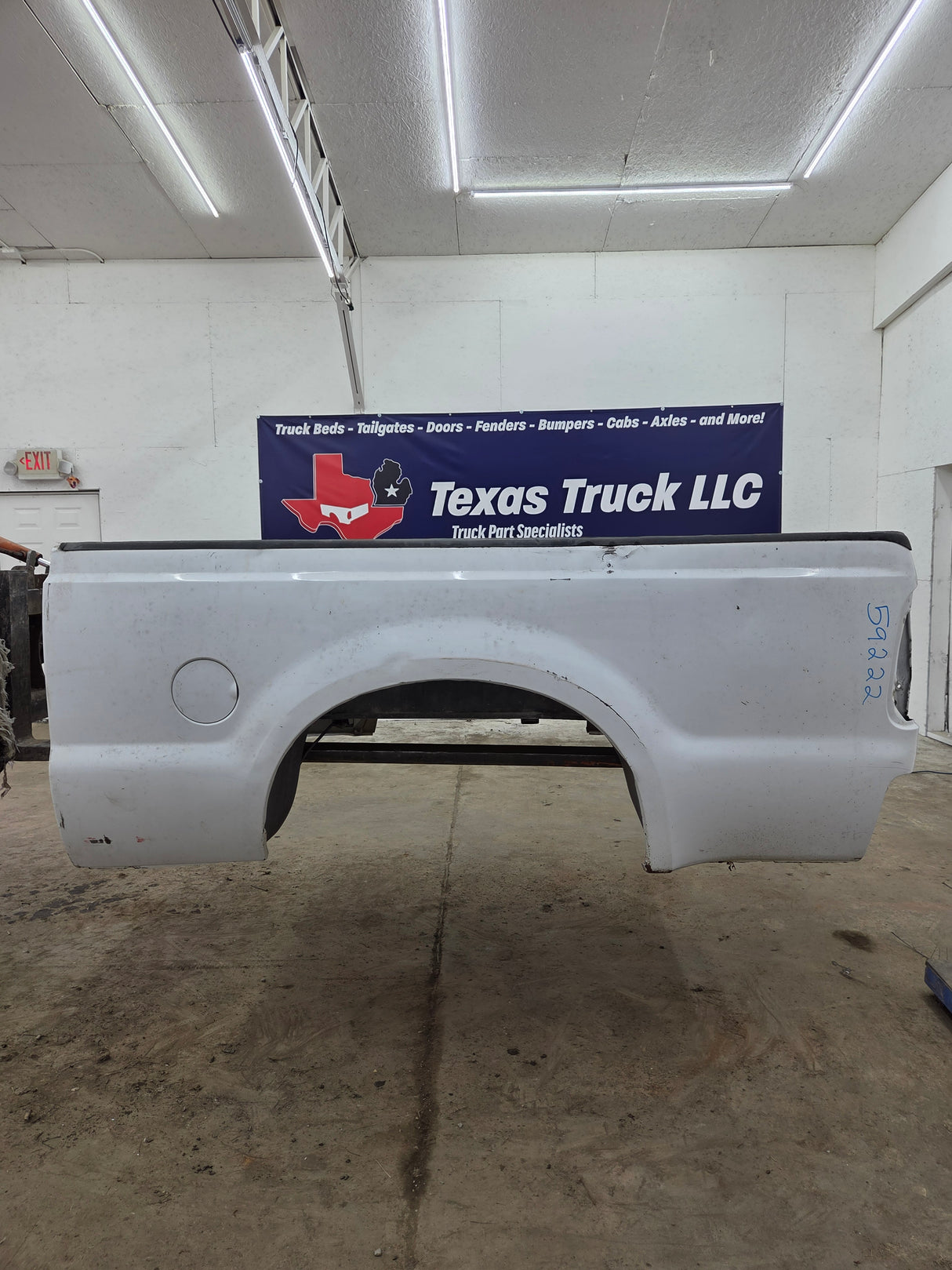 1999-2010 Ford Super Duty F250 F350 6' 9" Short Truck Bed