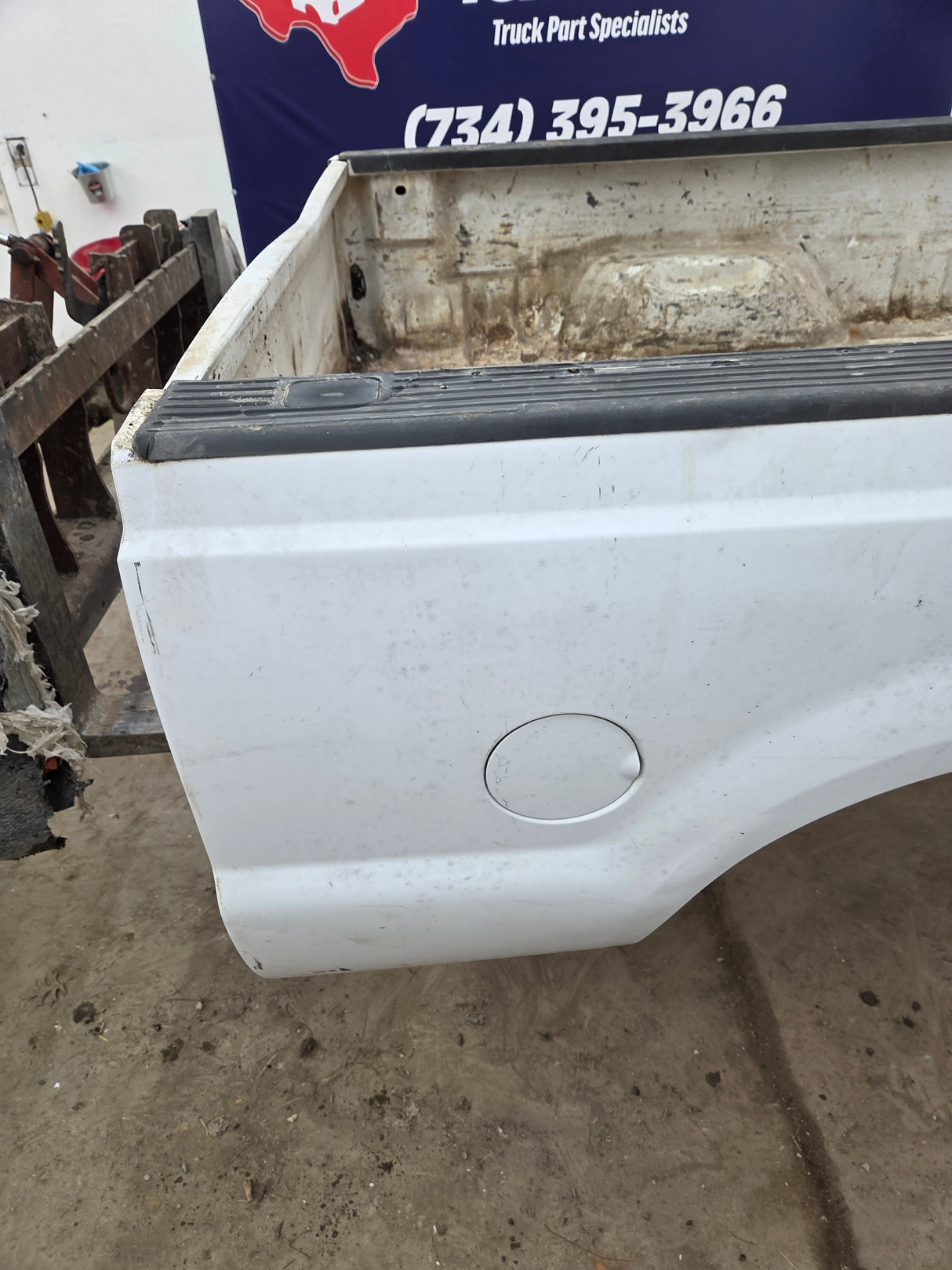 1999-2010 Ford Super Duty F250 F350 6' 9" Short Truck Bed