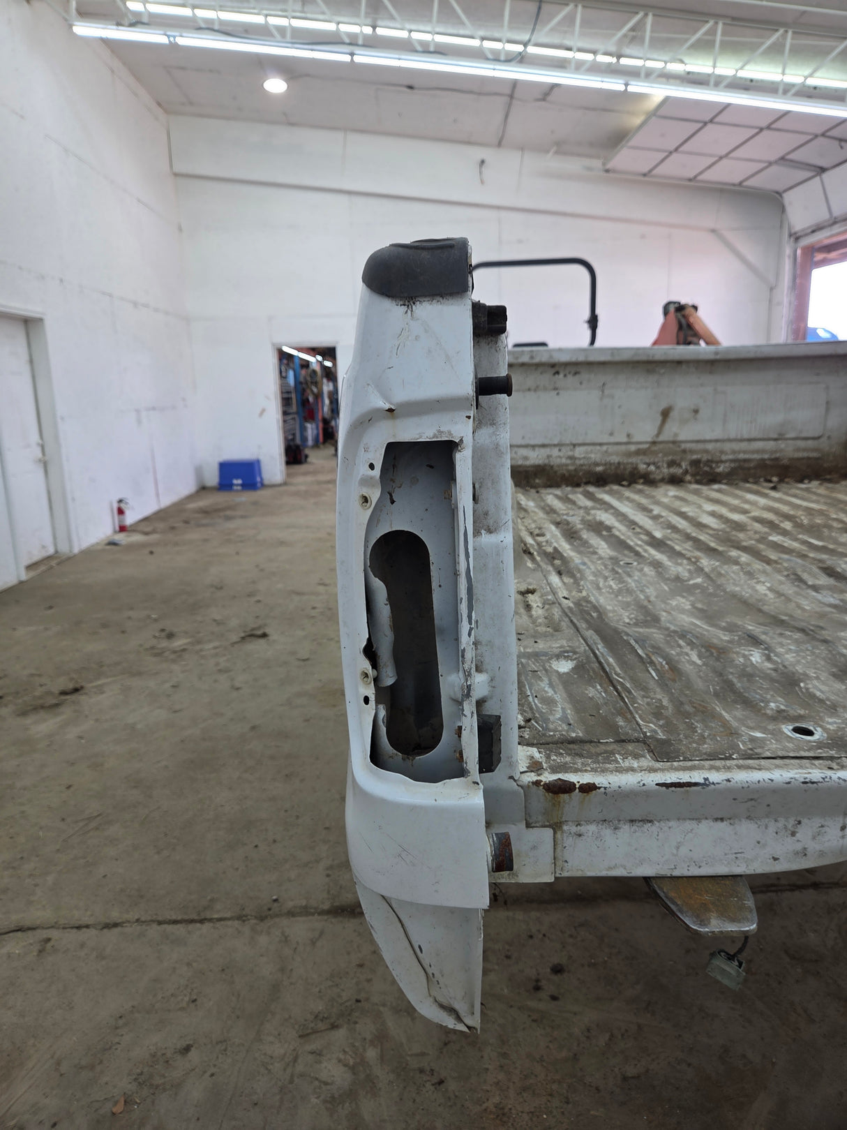 1999-2010 Ford Super Duty F250 F350 6' 9" Short Truck Bed