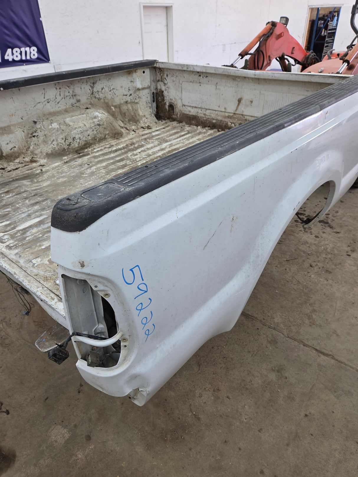 1999-2010 Ford Super Duty F250 F350 6' 9" Short Truck Bed