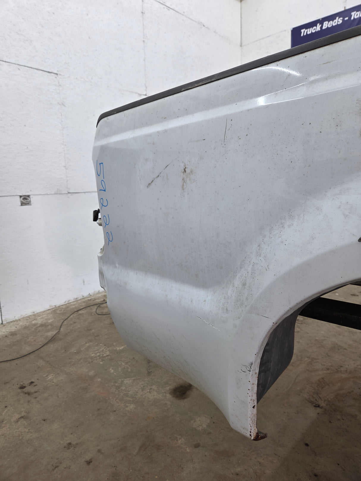 1999-2010 Ford Super Duty F250 F350 6' 9" Short Truck Bed