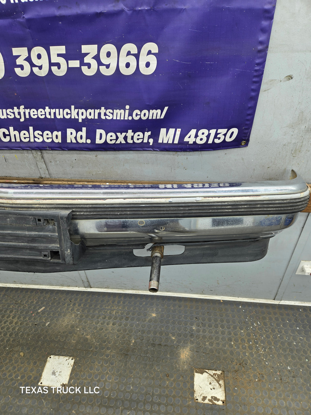 1988-1998 Chevrolet / GMC 1500 2500 3500 Front Bumper