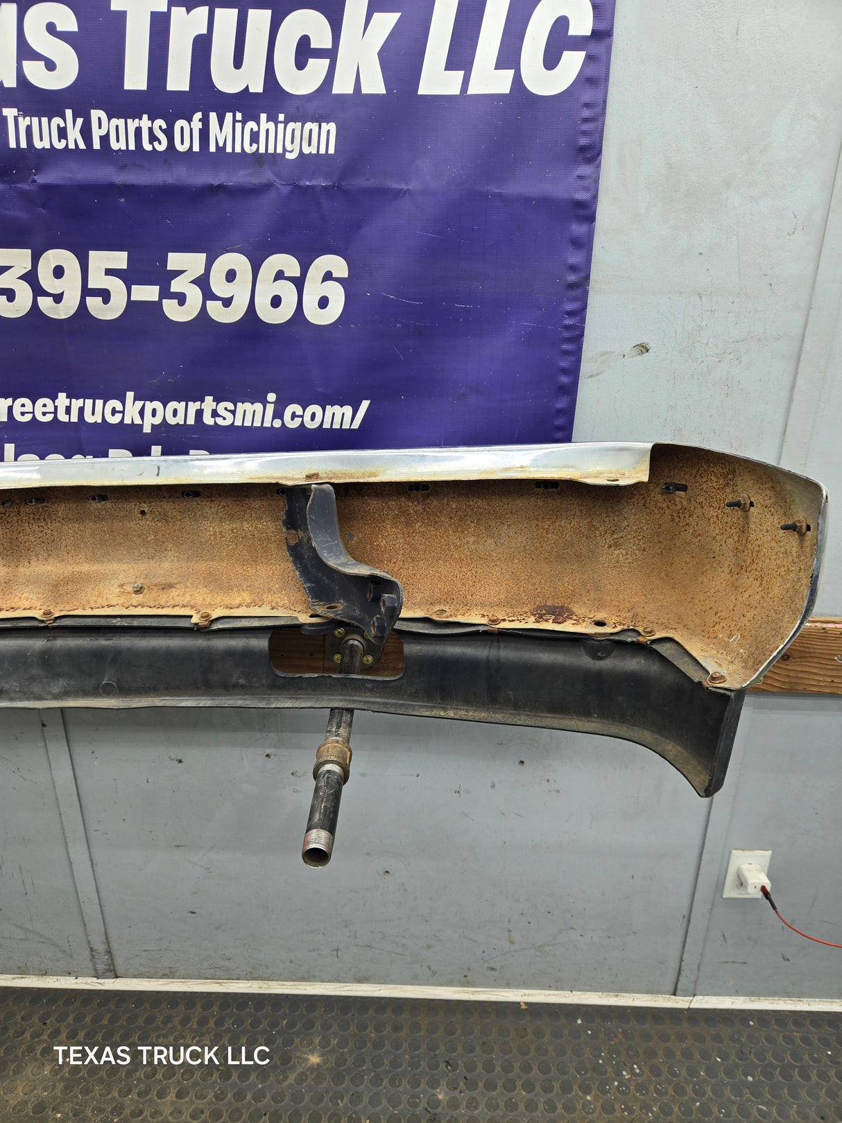 1988-1998 Chevrolet / GMC 1500 2500 3500 Front Bumper