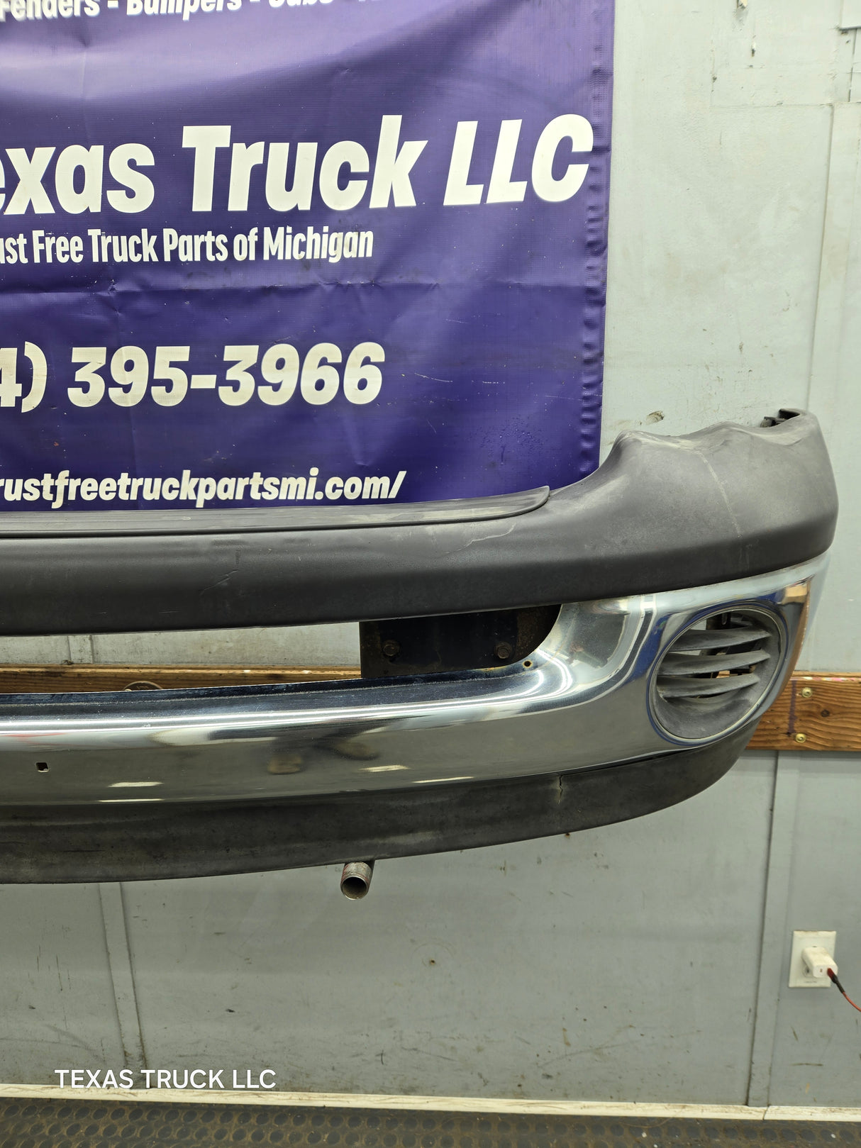 2003-2005 Dodge Ram 1500 2500 3500 3rd Gen Front Bumper