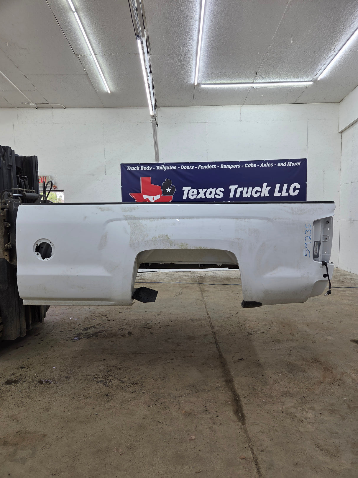 2014-2019 Chevrolet Silverado 1500 2500HD 3500HD 8' Long Truck Bed