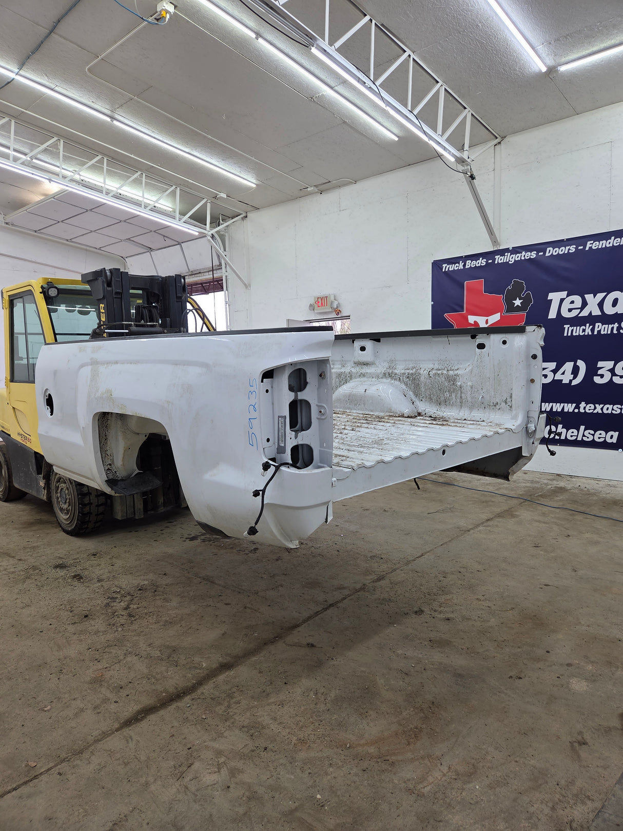 2014-2019 Chevrolet Silverado 1500 2500HD 3500HD 8' Long Truck Bed