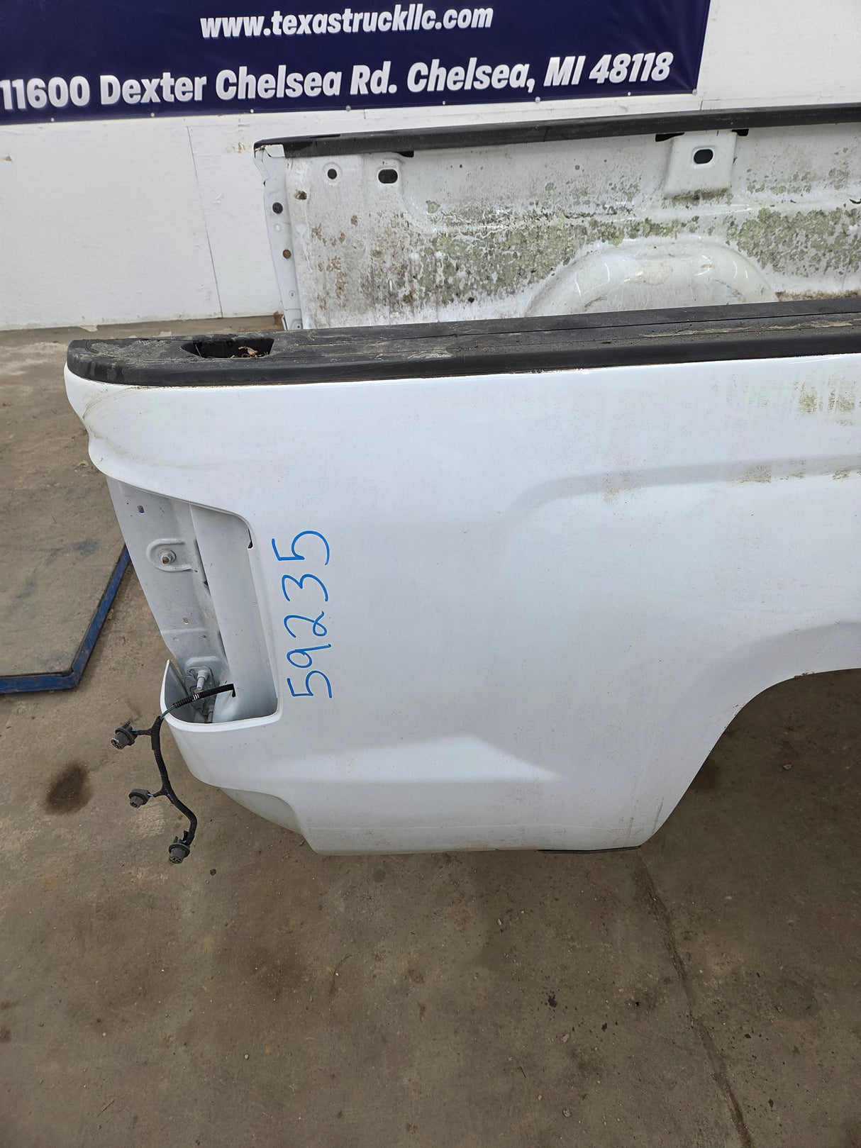 2014-2019 Chevrolet Silverado 1500 2500HD 3500HD 8' Long Truck Bed