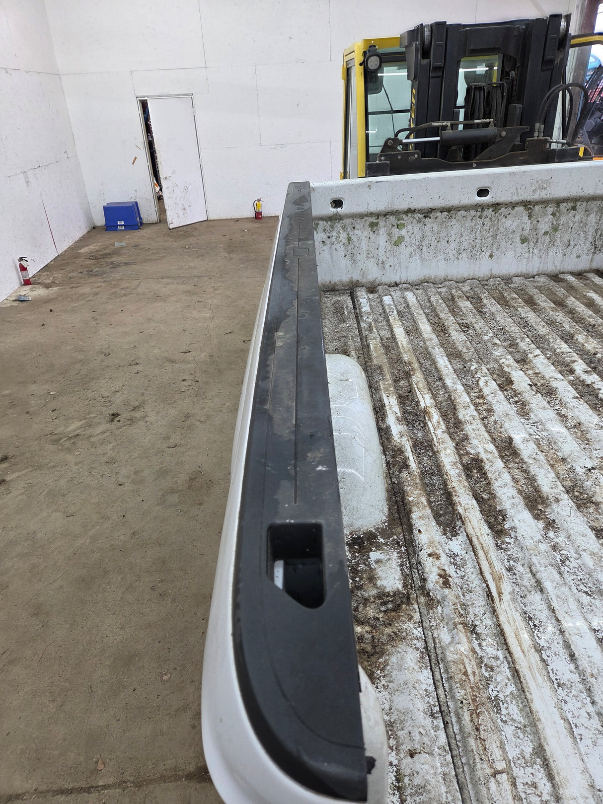 2014-2019 Chevrolet Silverado 1500 2500HD 3500HD 8' Long Truck Bed