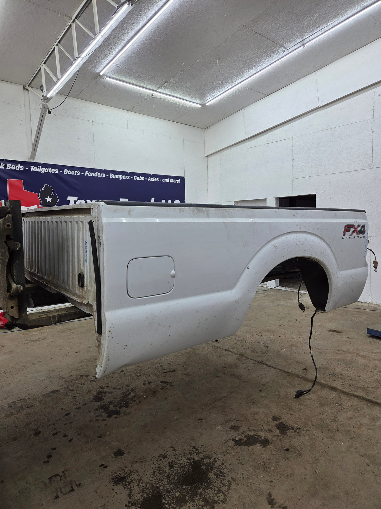 2011-2016 Ford F250 F350 Super Duty 8' Long Truck Bed