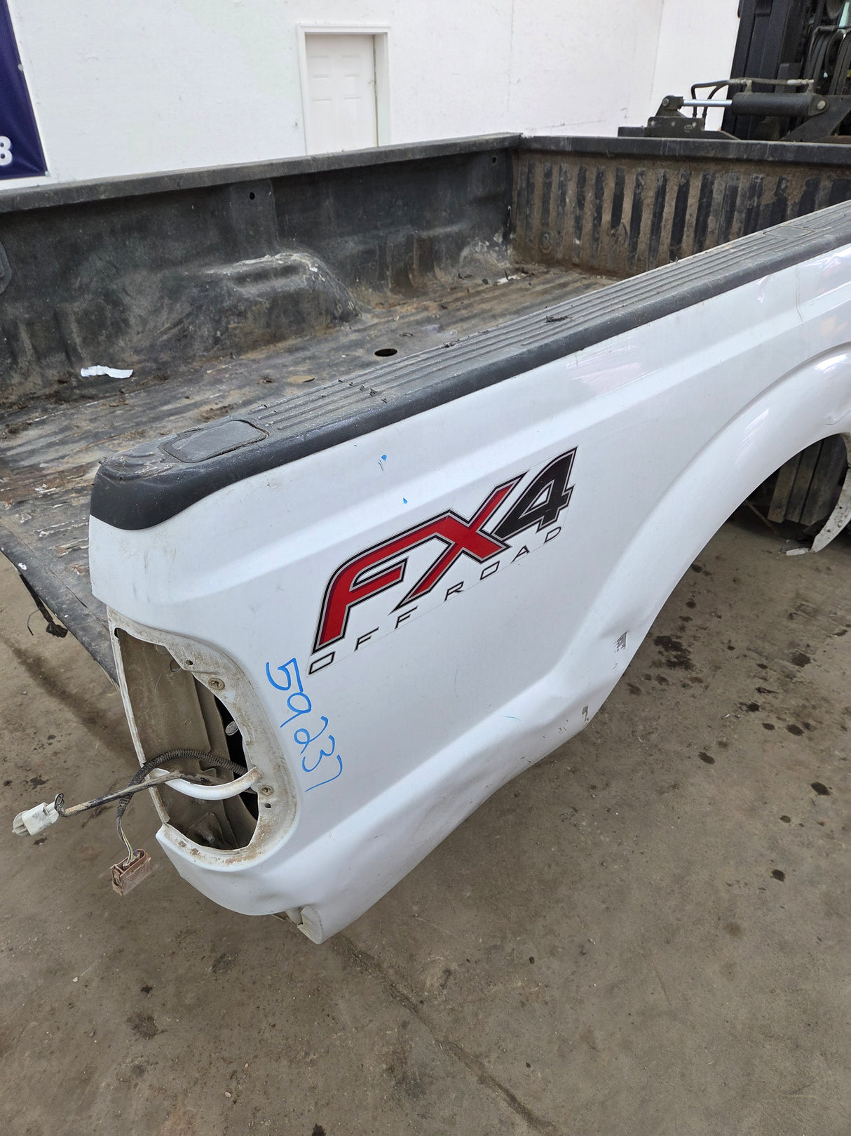 2011-2016 Ford F250 F350 Super Duty 8' Long Truck Bed