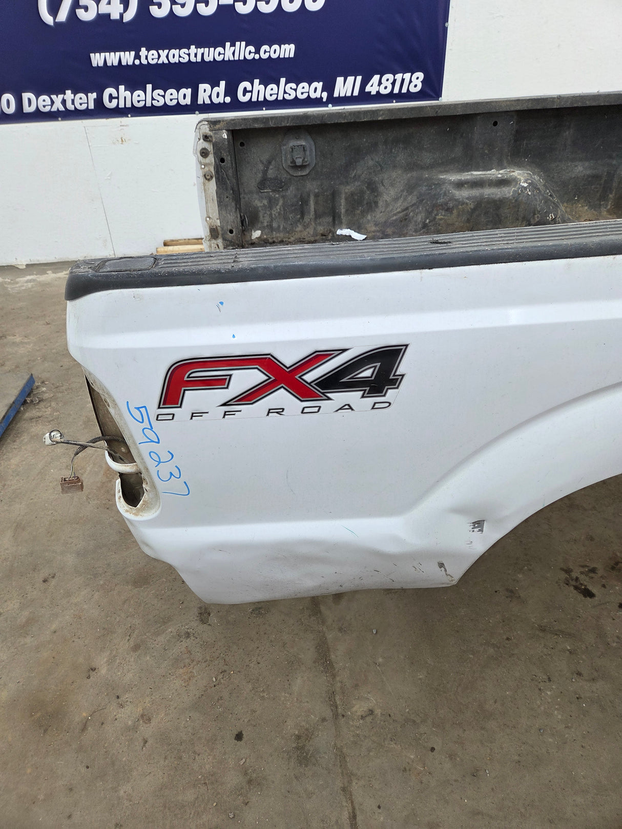 2011-2016 Ford F250 F350 Super Duty 8' Long Truck Bed