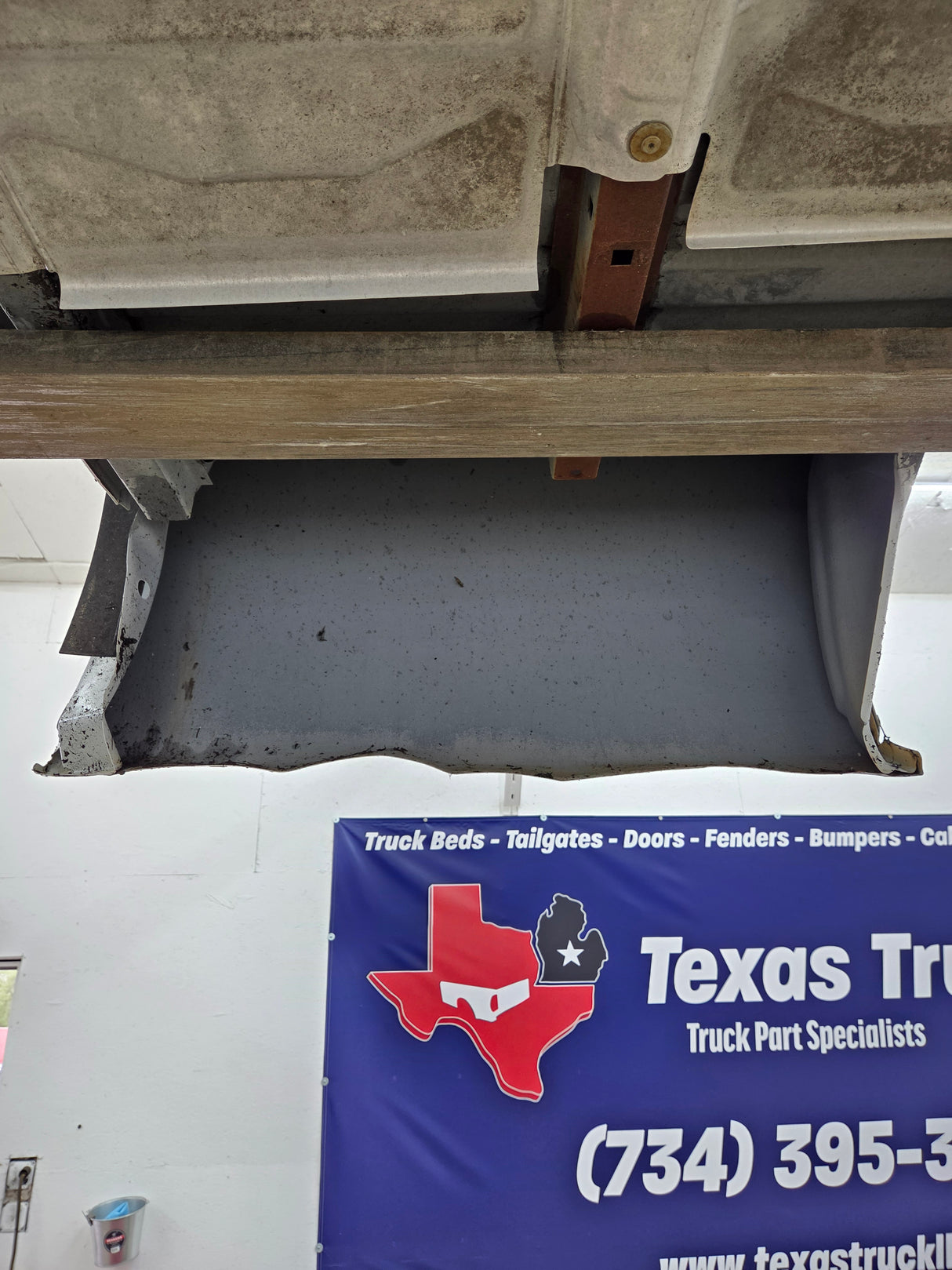 2007-2013 GMC Sierra 1500 2500 3500 HD 8' Long Truck Bed