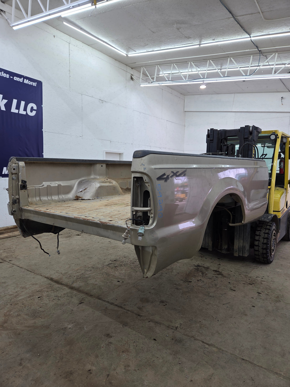 1999-2010 Ford F250 F350 Super Duty 8' Long Truck Bed