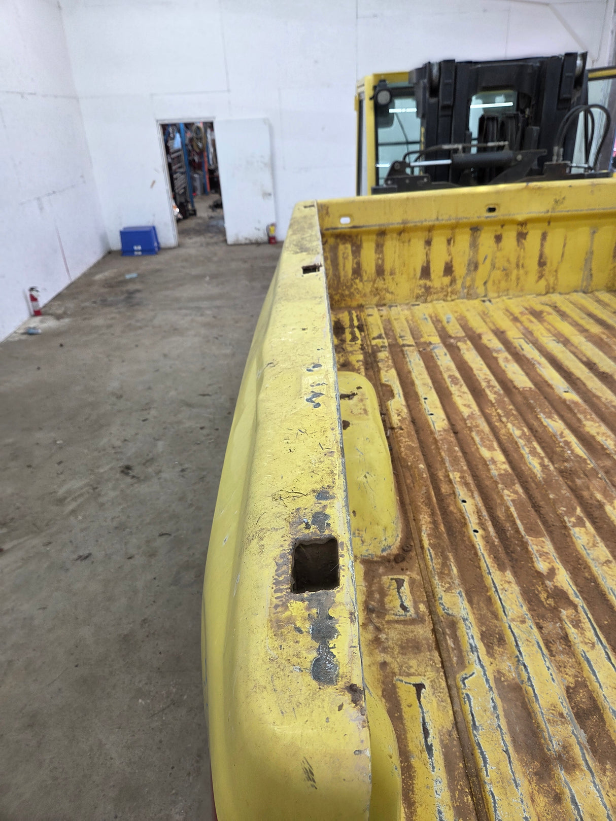 2007-2013 Chevrolet Silverado 1500 2500 3500 HD 8' Long Truck Bed