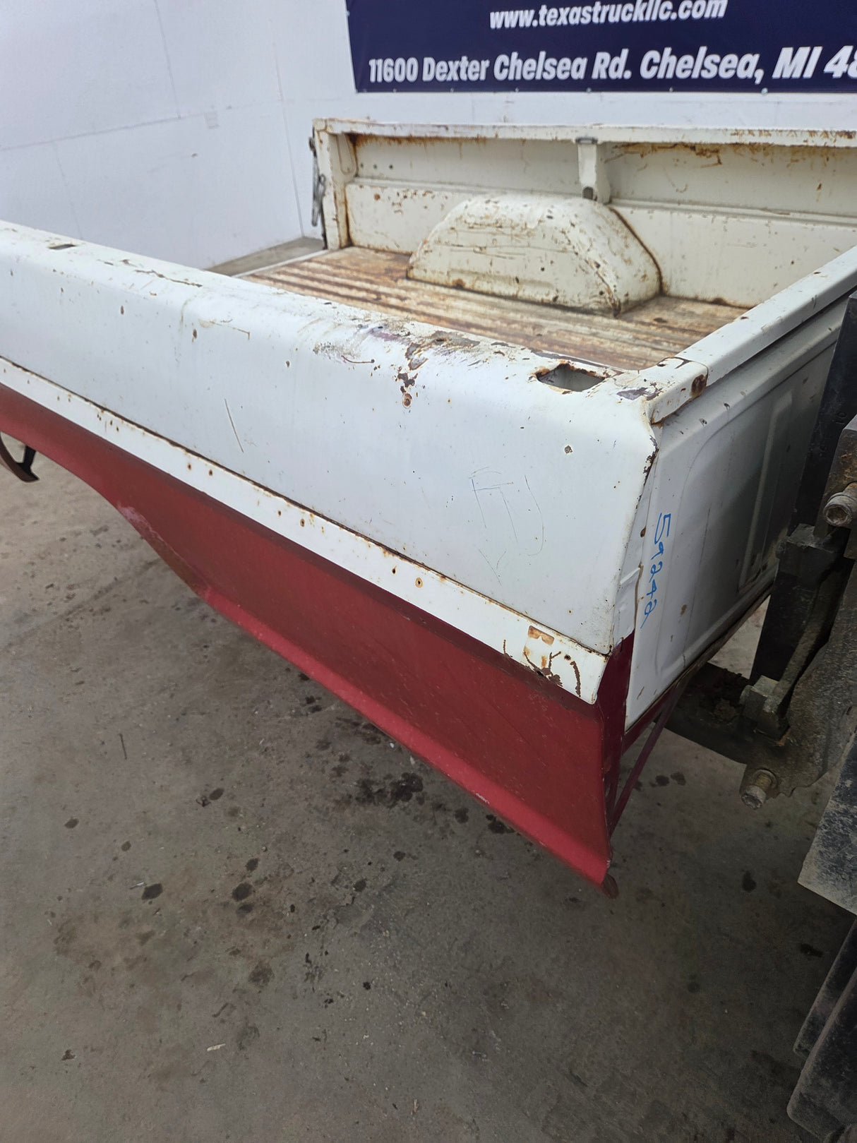 1967-1972 Ford F100 F250 F350 8' Long Truck Bed
