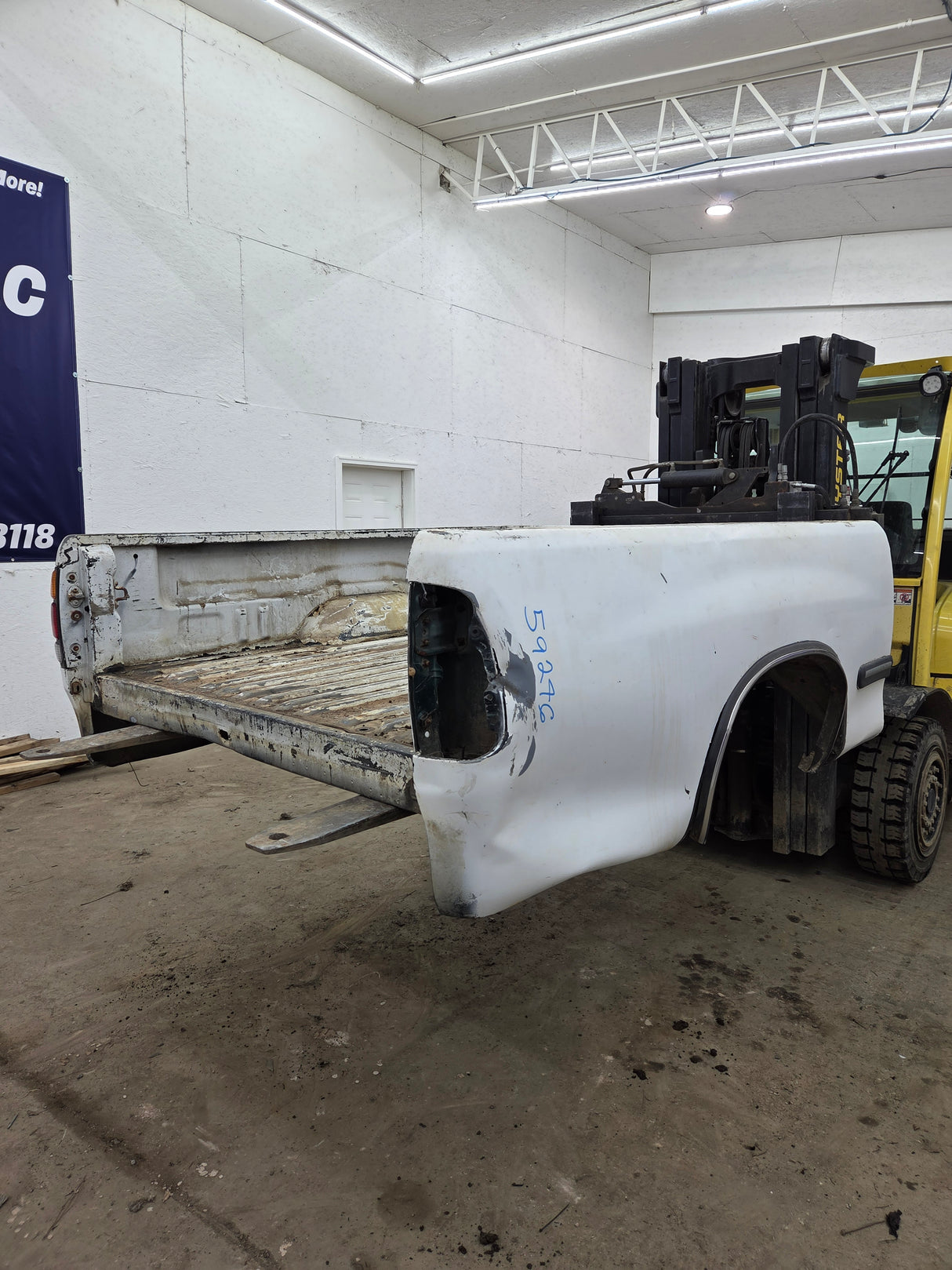 1999-2006 Toyota Tundra Short Bed 6' 5" Truck Bed