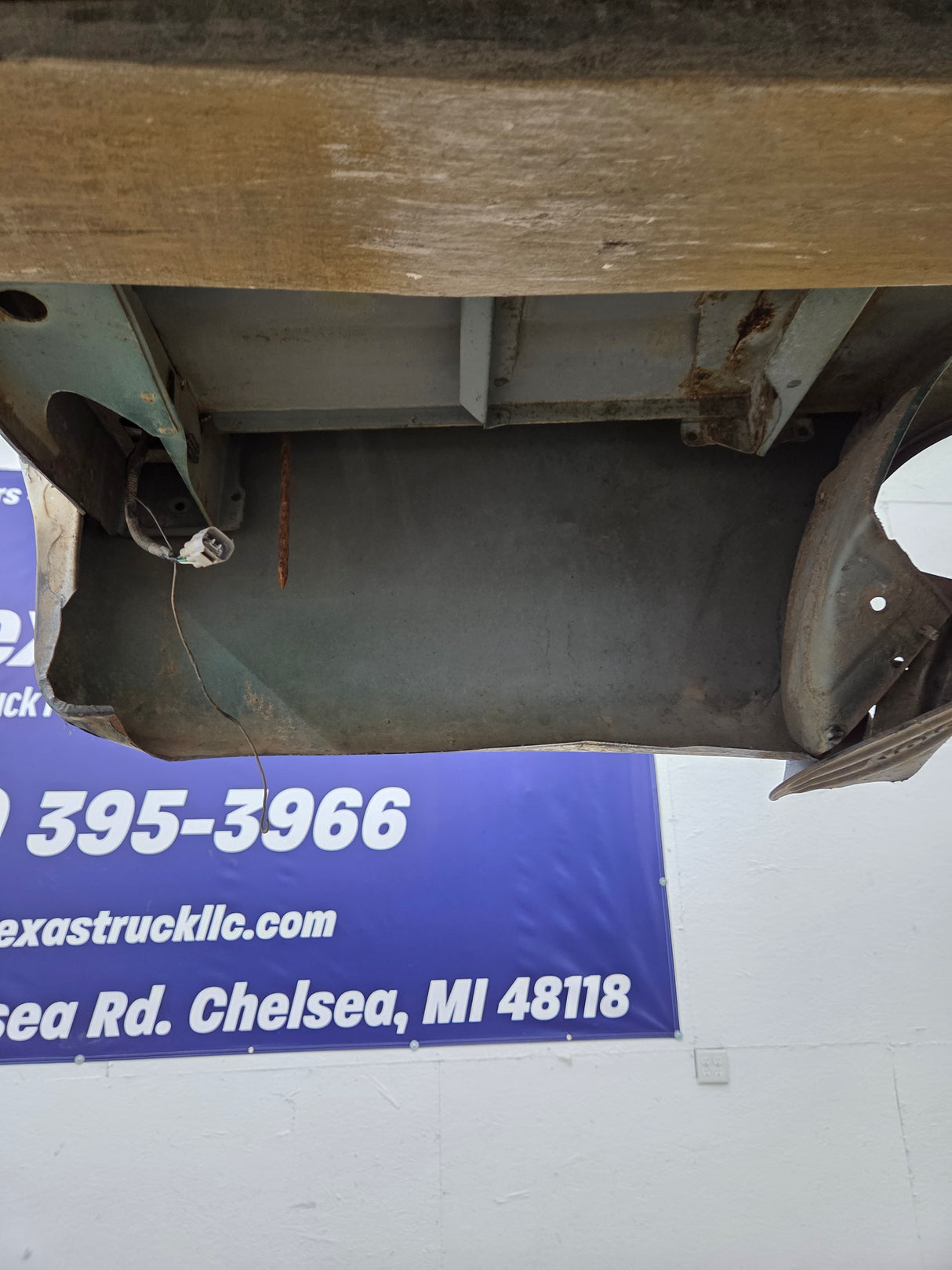 1999-2006 Toyota Tundra Short Bed 6' 5" Truck Bed