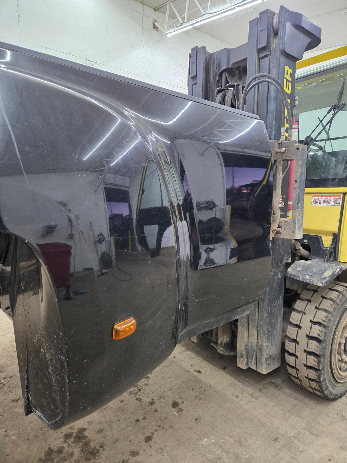 2014-2019 Chevrolet Silverado / GMC Sierra 3500 HD 8' Dually Truck Bed