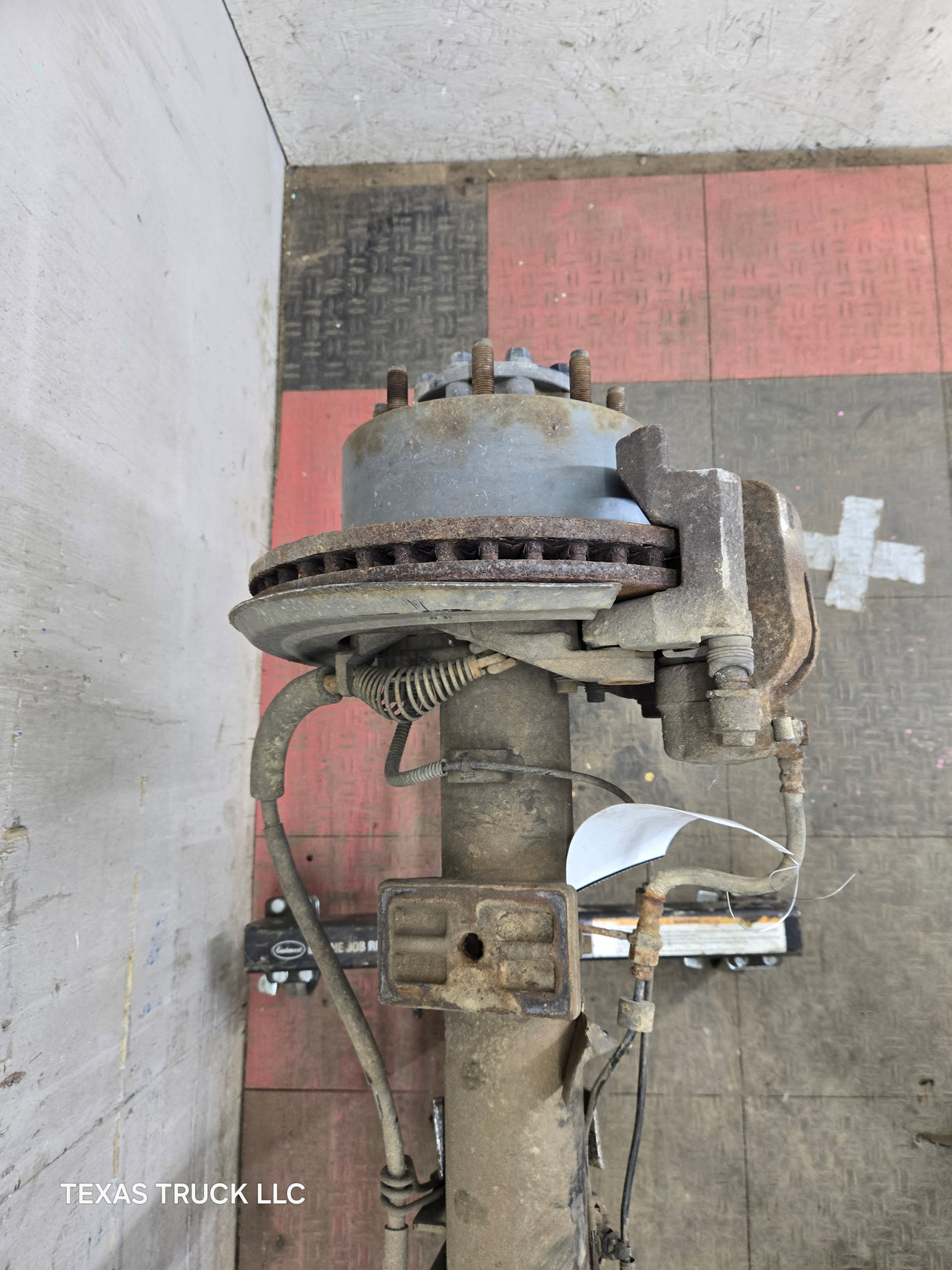 2011-2012 Ford Super Duty F250 F350 Rear Axle 3.73 Gear Ratio Electric Locking Rear End