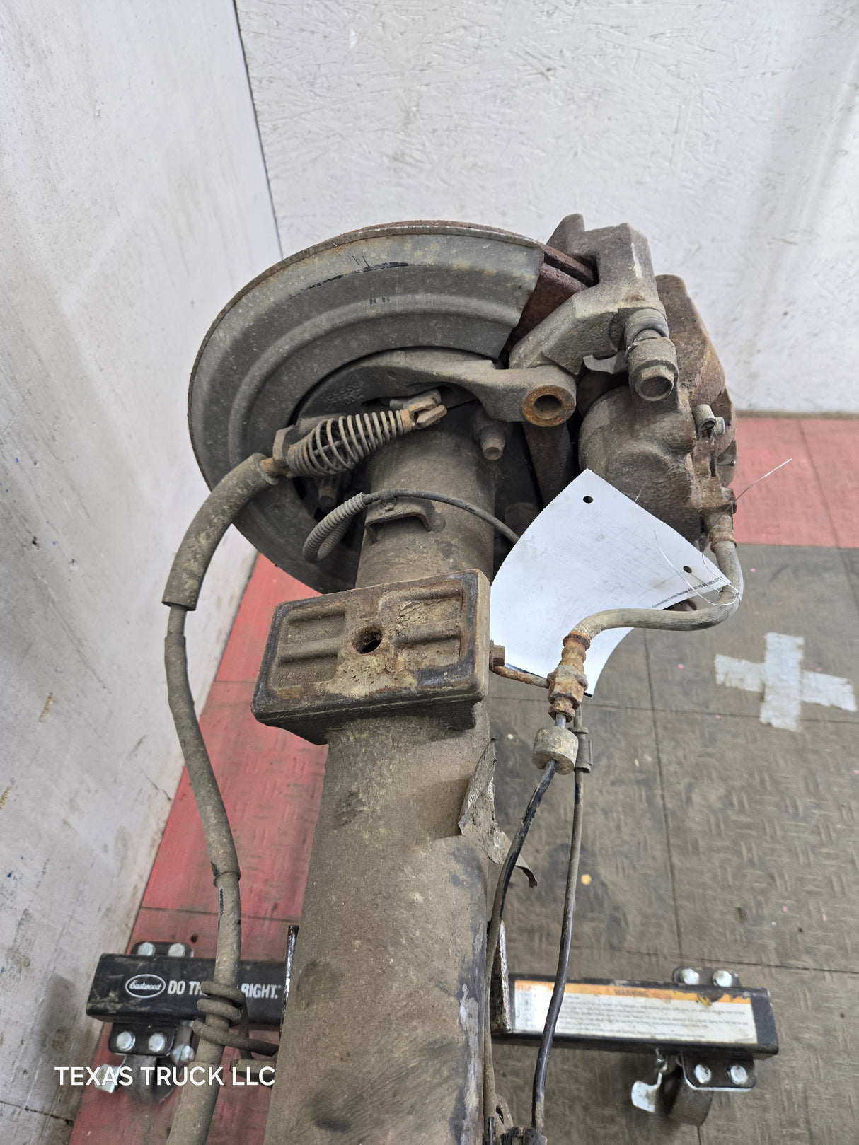 2011-2012 Ford Super Duty F250 F350 Rear Axle 3.73 Gear Ratio Electric Locking Rear End