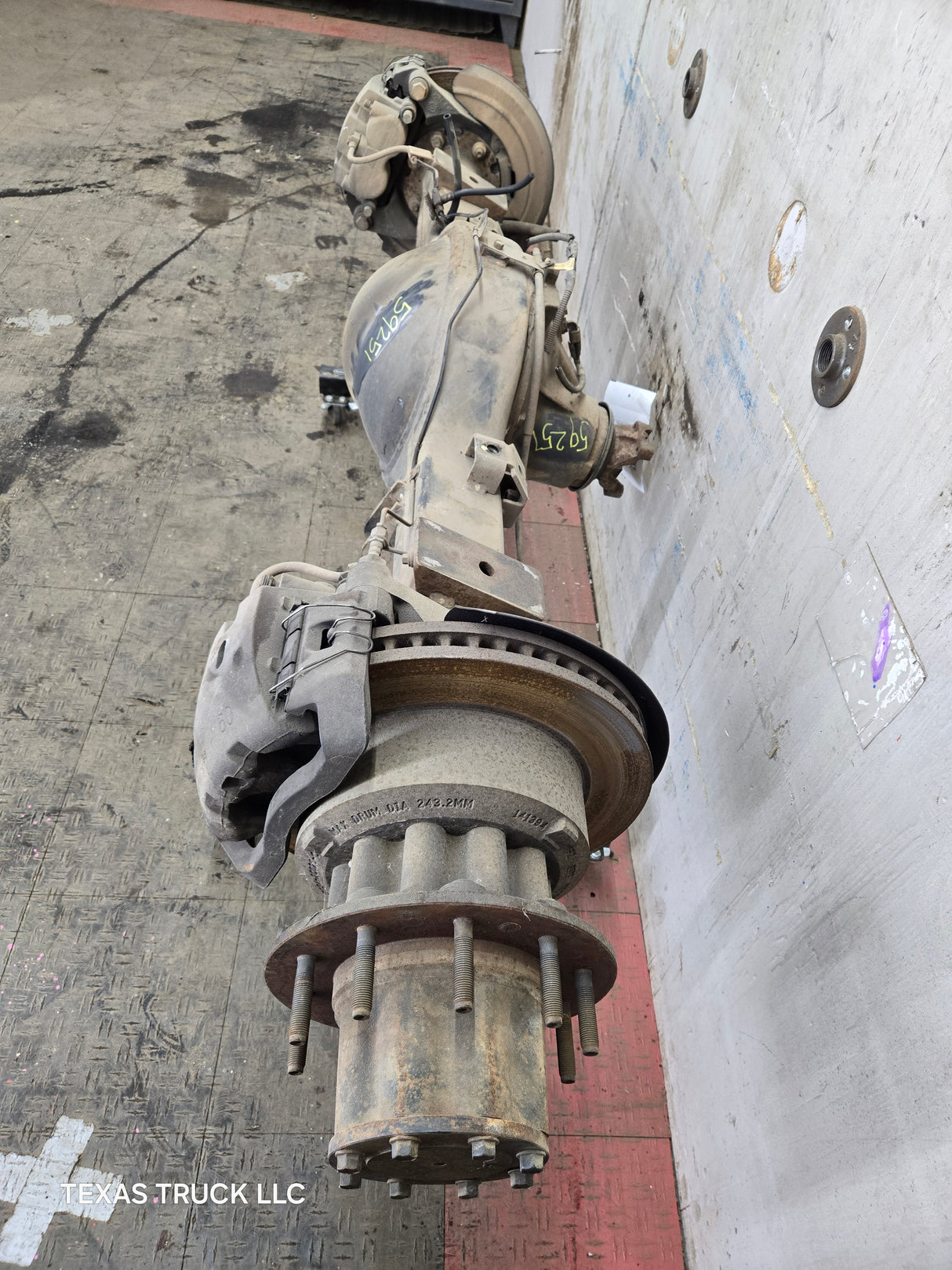 2005-2016 Ford F450 F550 Super Duty Rear Axle 4.10 Gear Ratio DRW 183K Miles