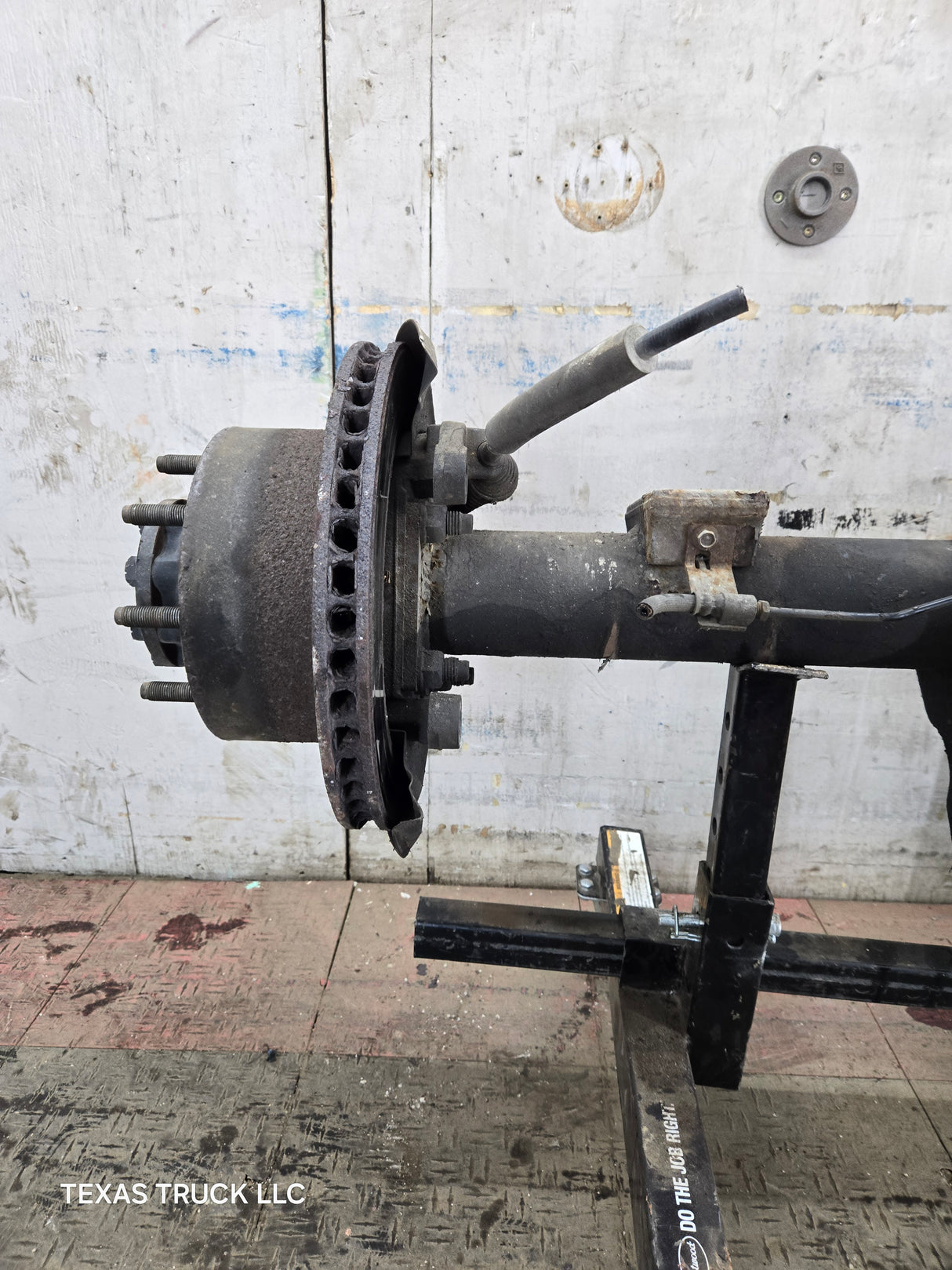 2008-2010 Ford Super Duty F250 F350 SRW Rear Axle 3.73 Gear Ratio