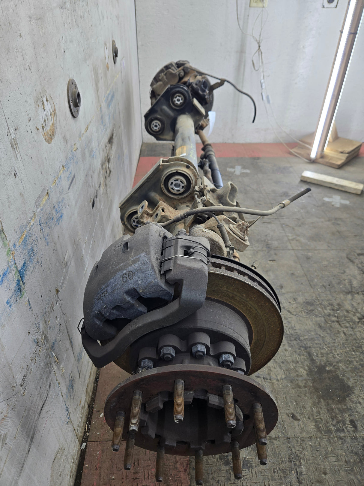 2005-2016 Ford Super Duty F450 F550 FRONT Axle 2wd